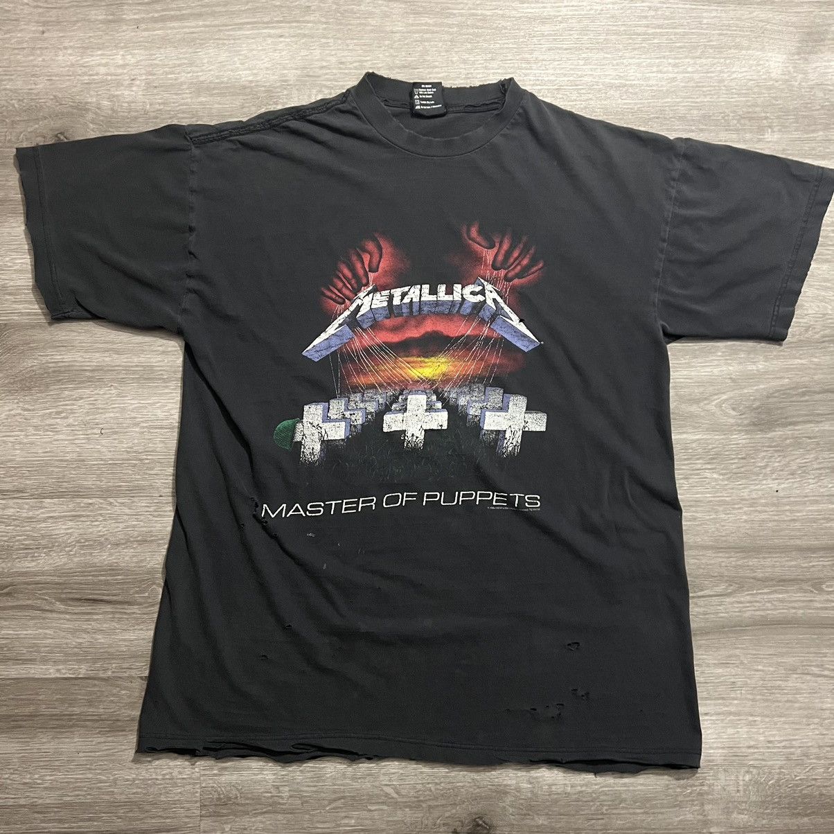 Band Tees Vintage Metallica Master Of Puppets Track List Tee Size US XL / EU 56 / 4 - 2 Thumbnail