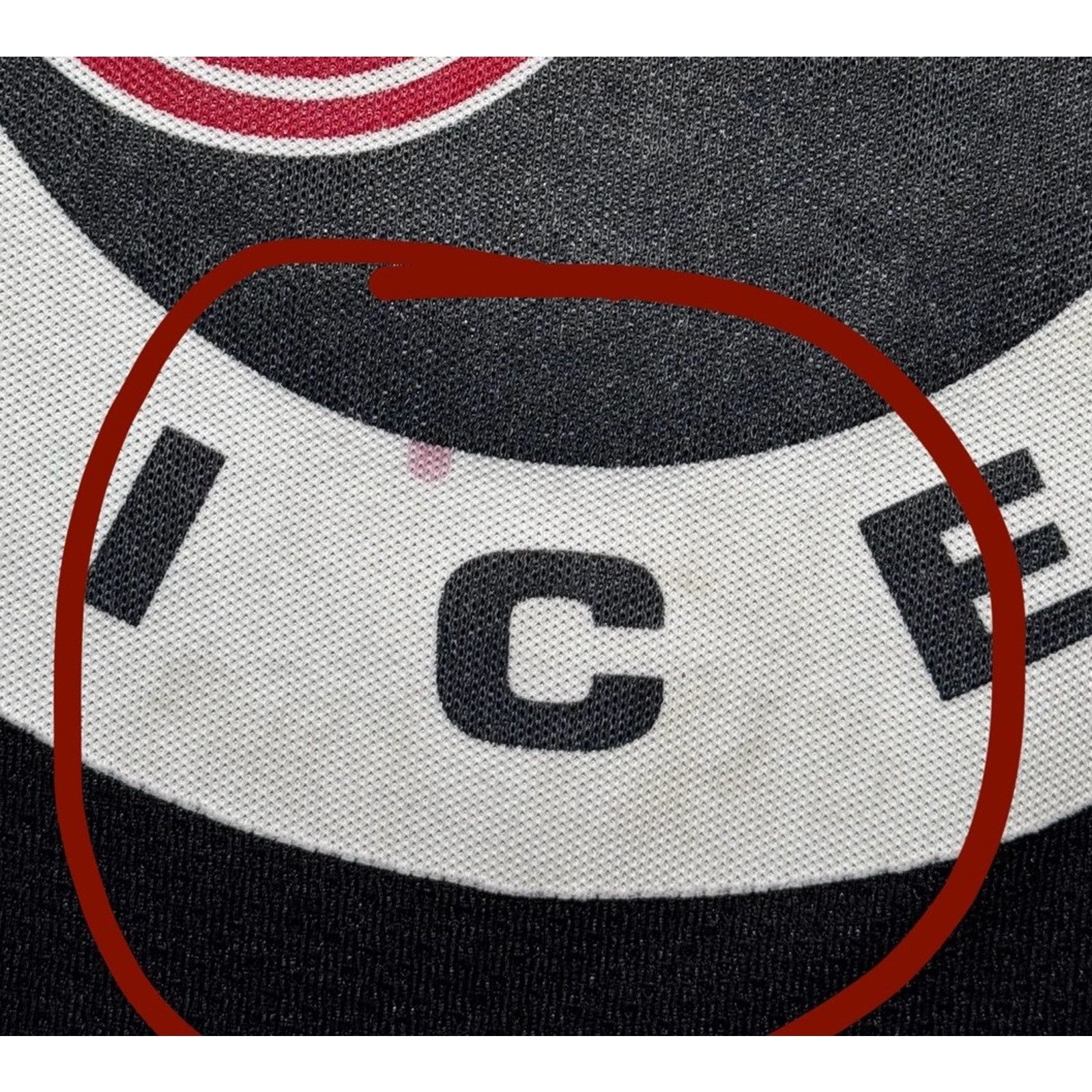 Ccm vintage Detroit Red Wings Center Ice CCM Jersey size Large Size US L / EU 52-54 / 3 - 5 Thumbnail
