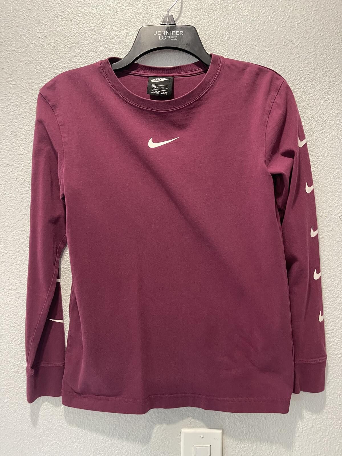 Nike Nike Long Sleeve Shirt Burgundy XS Size XS / US 0-2 / IT 36-38 - 1 Thumbnail