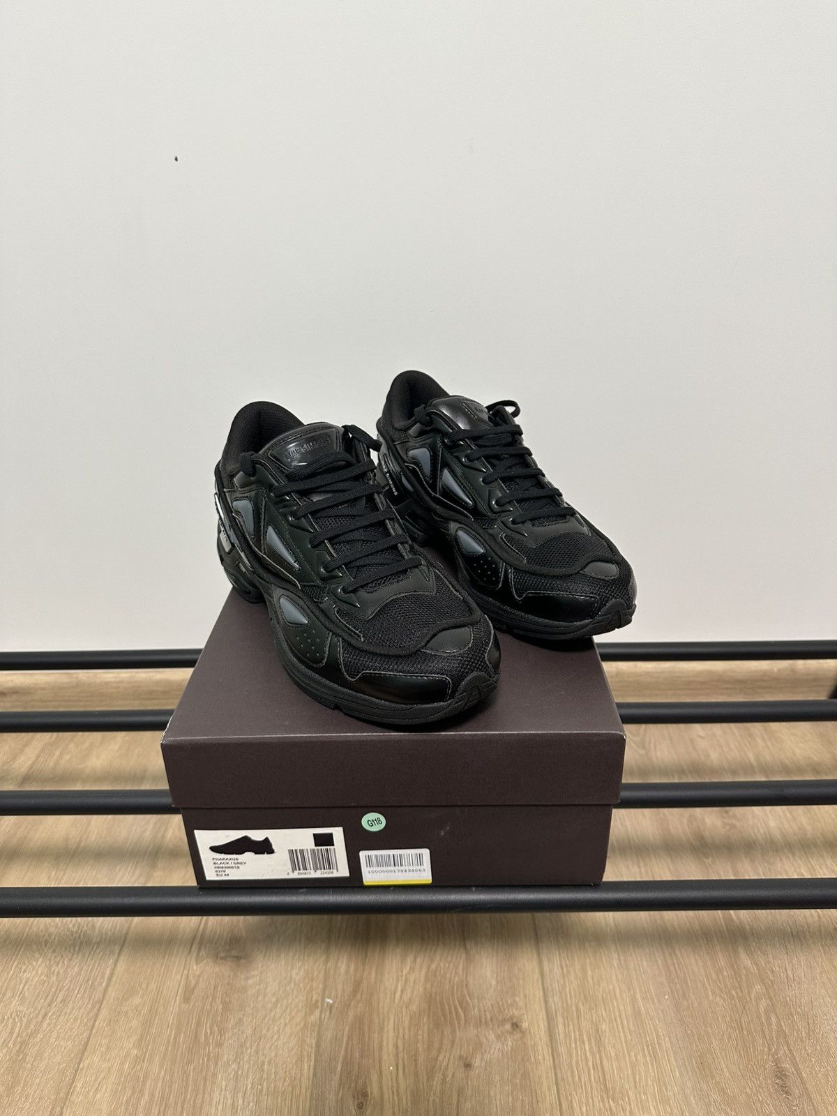Raf Simons Raf Simons Pharaxus — Black — Size 44 IT Size US 11 / EU 44 - 2 Thumbnail