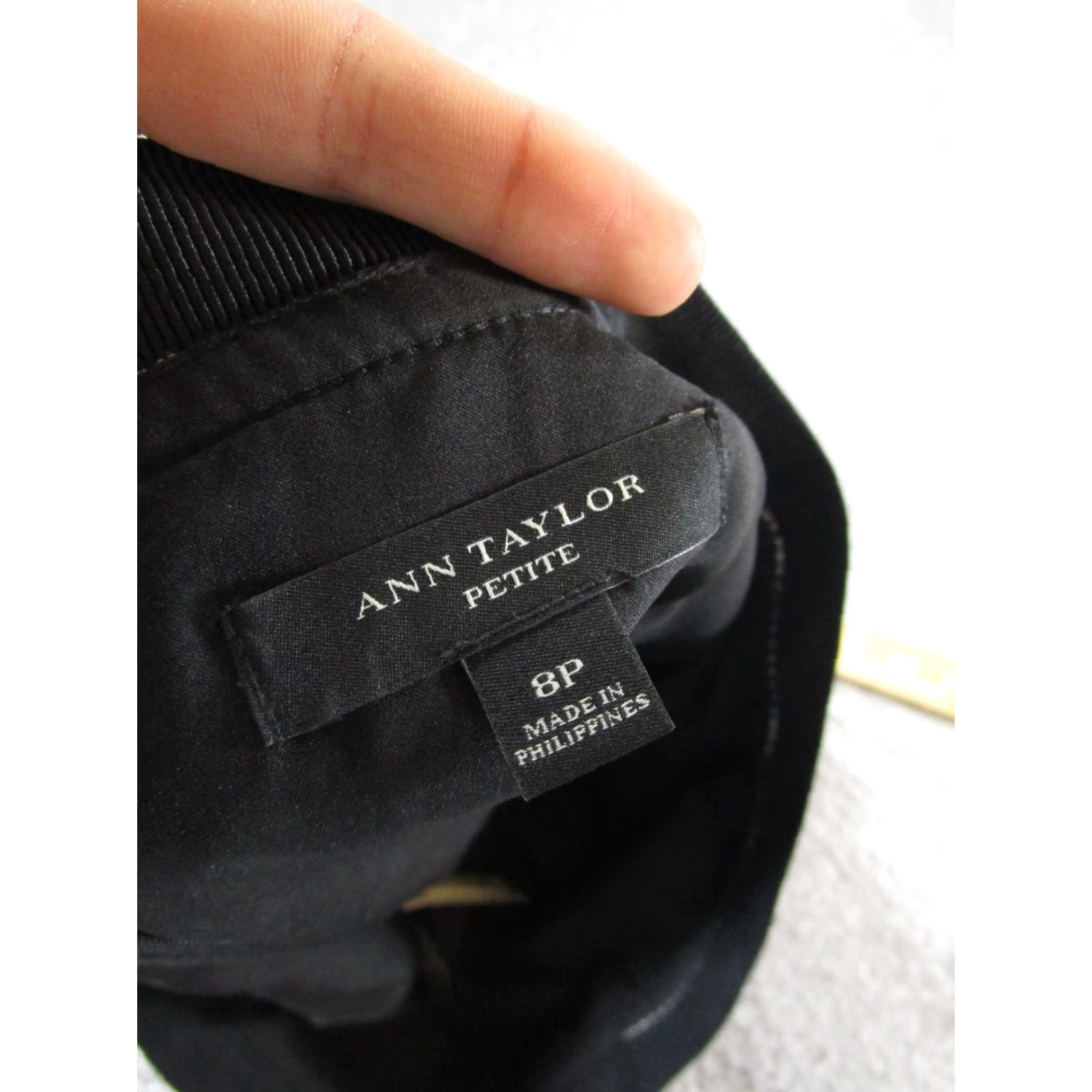 Ann Taylor VINTAGE Ann Taylor Skirt Womens 8 Petite Black/White Pencil Office Knee Length Zipper Zipper Size 30" / US 8 / IT 44 - 5 Thumbnail