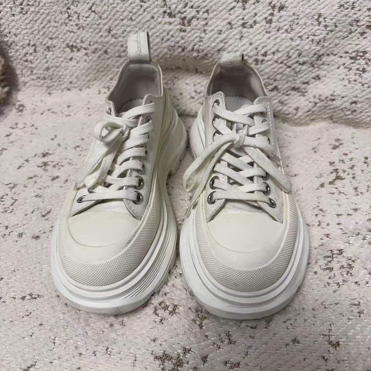 Alexander McQueen Alexander McQueen Canvas Sneakers EU 35 Unwashed Size US 4.5 / IT 34.5 - 1 Thumbnail