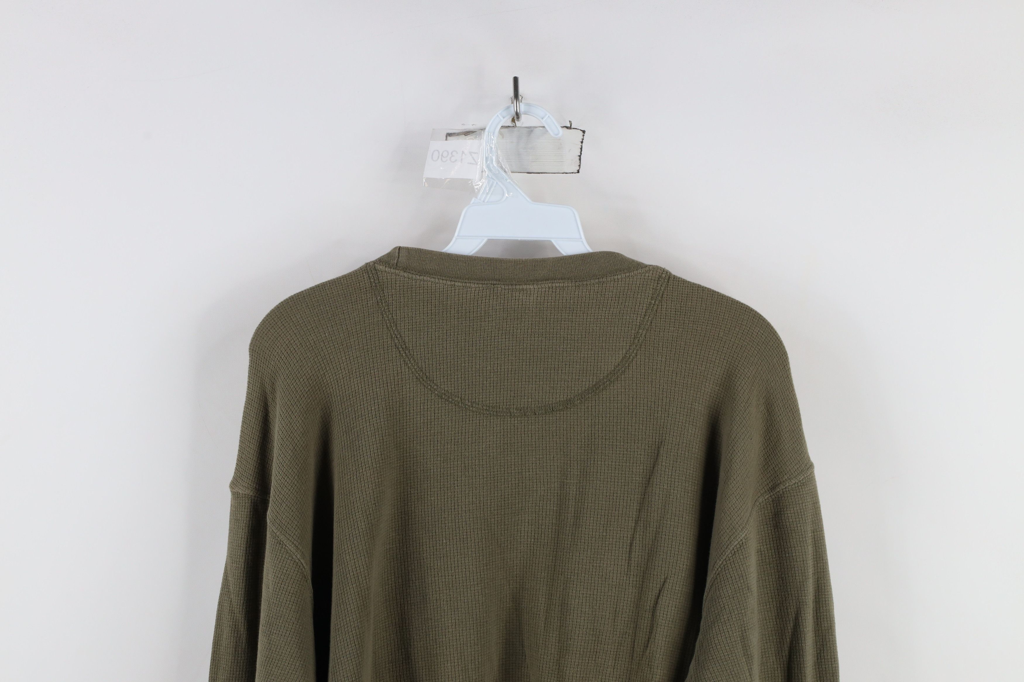 Levi's × Vintage Vintage Y2K 2004 Levis Waffle Knit Long Sleeve T-Shirt Size US XL / EU 56 / 4 - 11 Thumbnail