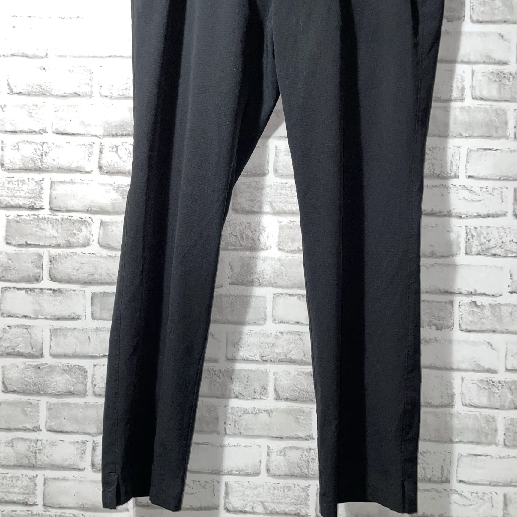Under Armour Under Armour Black Loose Athletic Chino Pants Mens Size 36 Inseam 32 Size US 36 / EU 52 - 3 Thumbnail