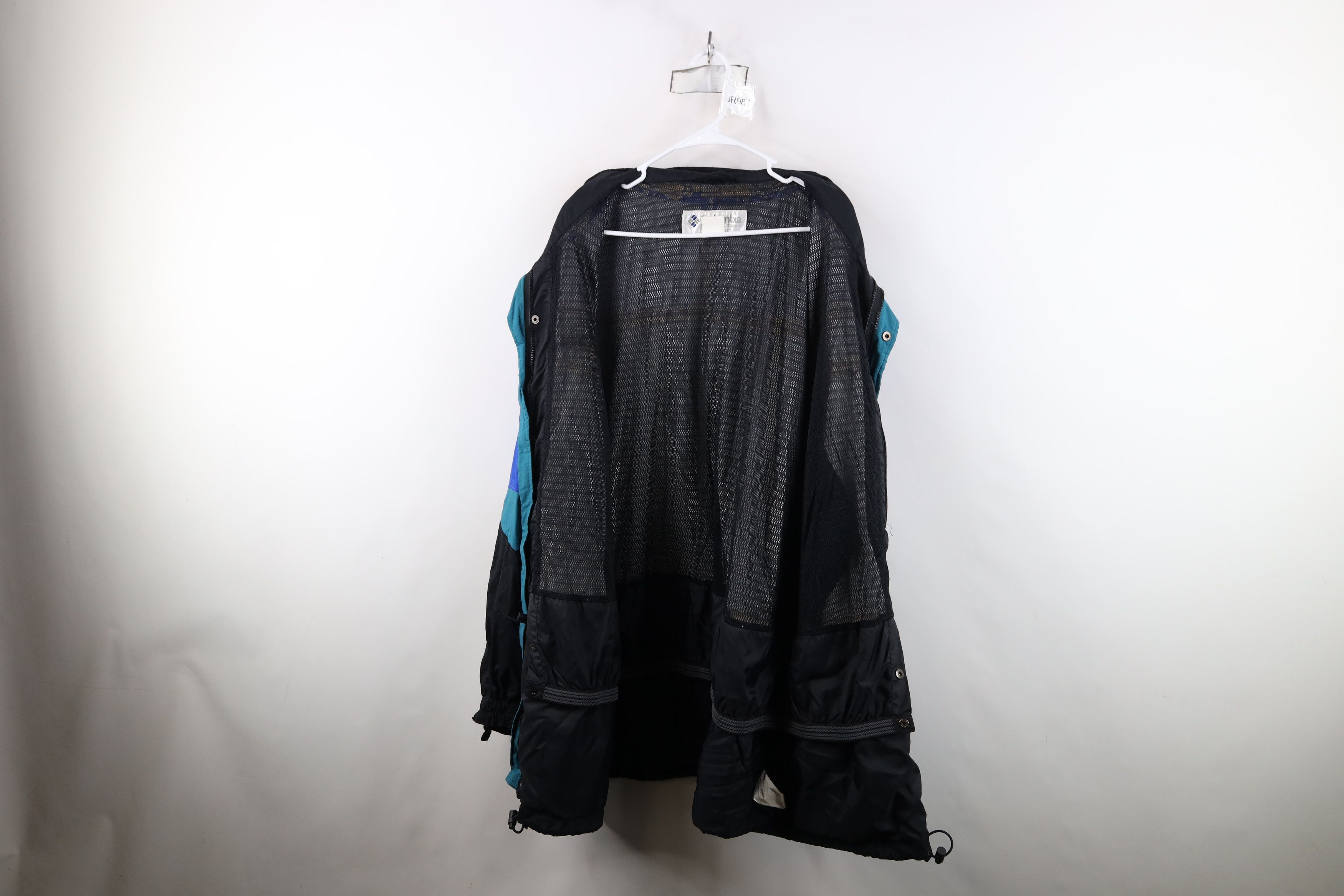 Columbia Vintage 90s Columbia Spell Out Hooded Parka Jacket Black Size US XL / EU 56 / 4 - 10 Thumbnail