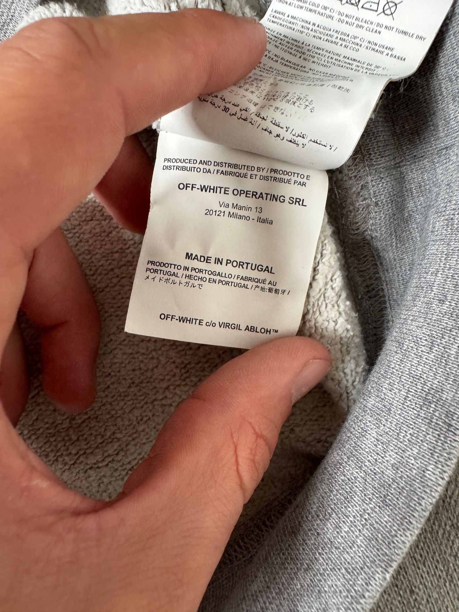 Off-White Men's Off-white Just Global Crewneck Sweatshirt Size US S / EU 44-46 / 1 - 4 Thumbnail