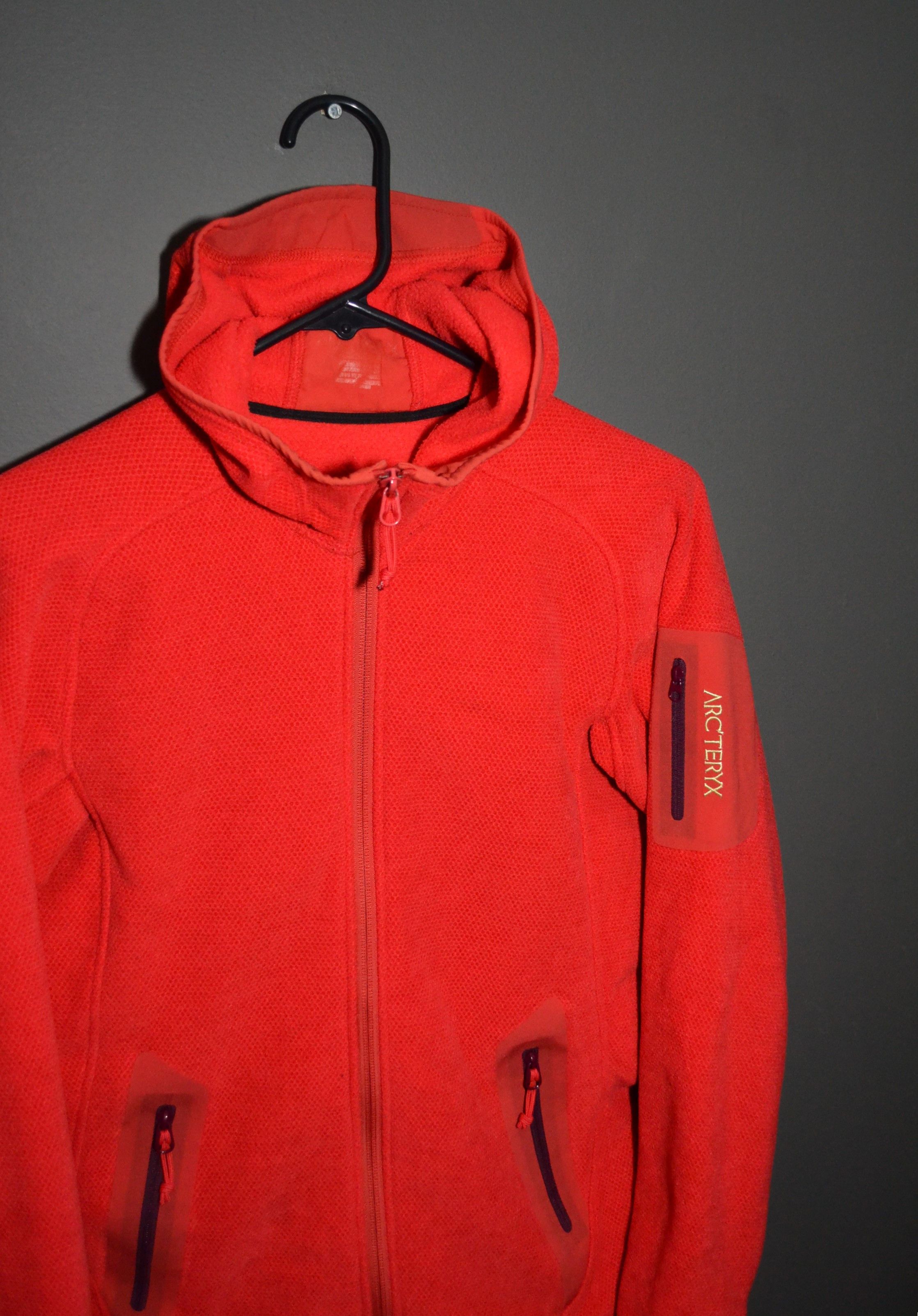 Arc'teryx Arc'teryx S size Polartec Hooded Jacket Strato Red-Orange Size S / US 4 / IT 40 - 1 Thumbnail
