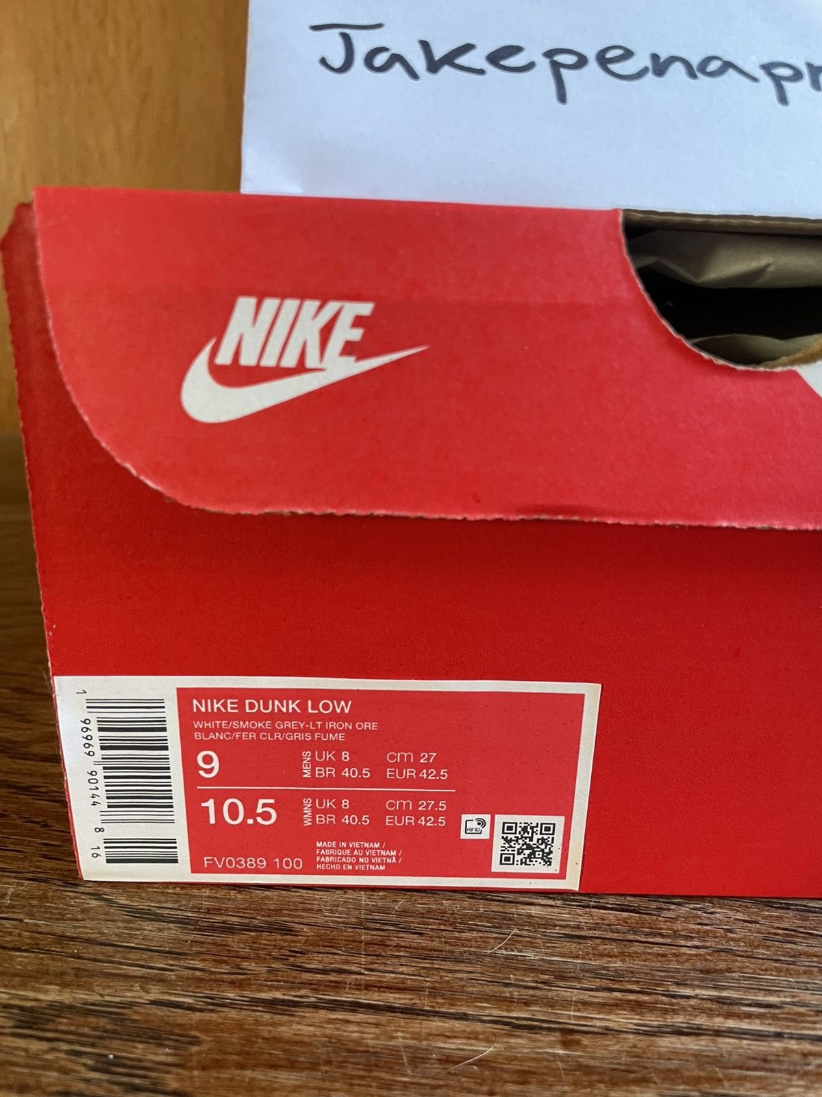Nike Nike Dunk Low, white & smoke grey Size US 9 / EU 42 - 22 Thumbnail