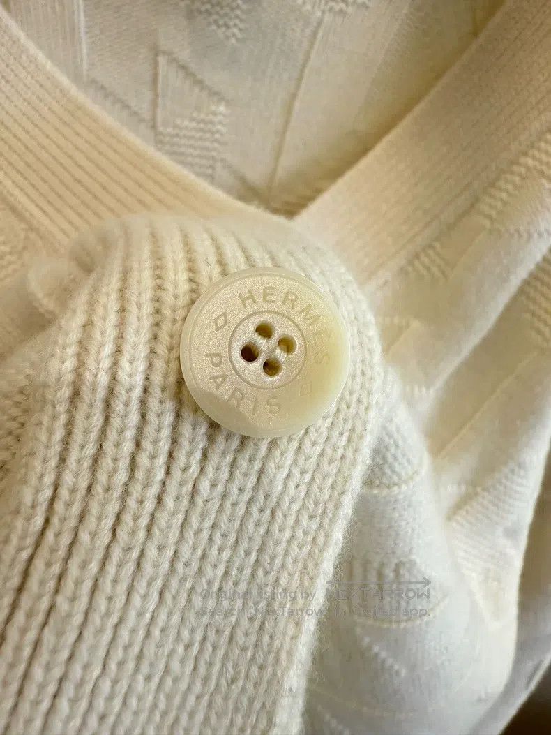 Hermes Hermes Women's Knit Open Cardigan, Cream White Size S / US 4 / IT 40 - 3 Thumbnail