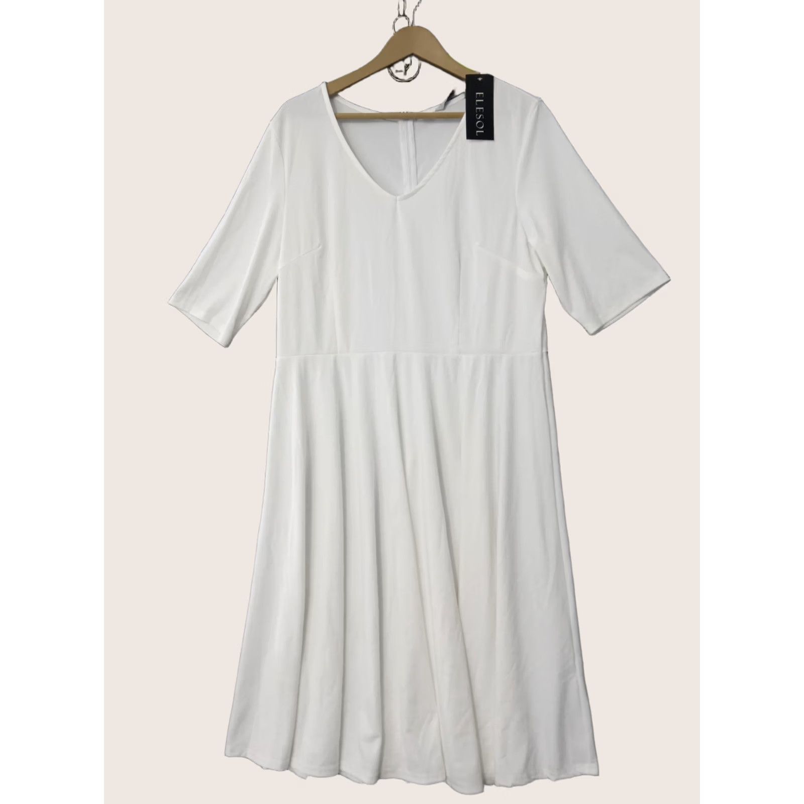 Vintage Elesol White A-Line Dress V-Neck Half Sleeve Knee Length XXL Women Dress Pleated 95% Polyester 5% Spandex Size XXL / US 16-18 / IT 52-54 - 1 Thumbnail