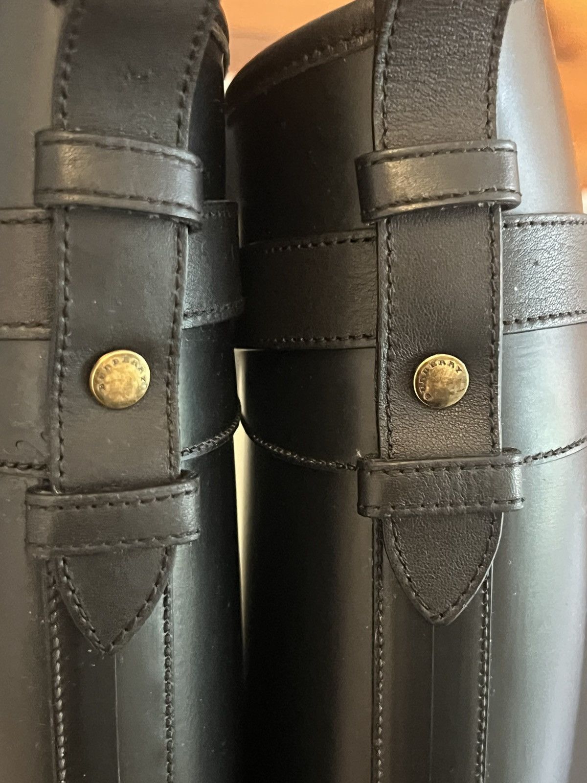 Burberry Authentic Burberry black brain riding rainboot belt Italy 37 Size US 6.5 / IT 36.5 - 6 Thumbnail