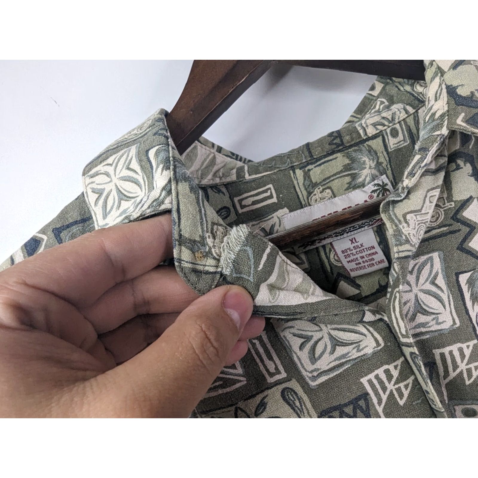 Vintage Summa Hawaiian Shirt Men’s XL Button-Up Silk Green Geometric Floral Palm Trees" Size US XL / EU 56 / 4 - 2 Thumbnail