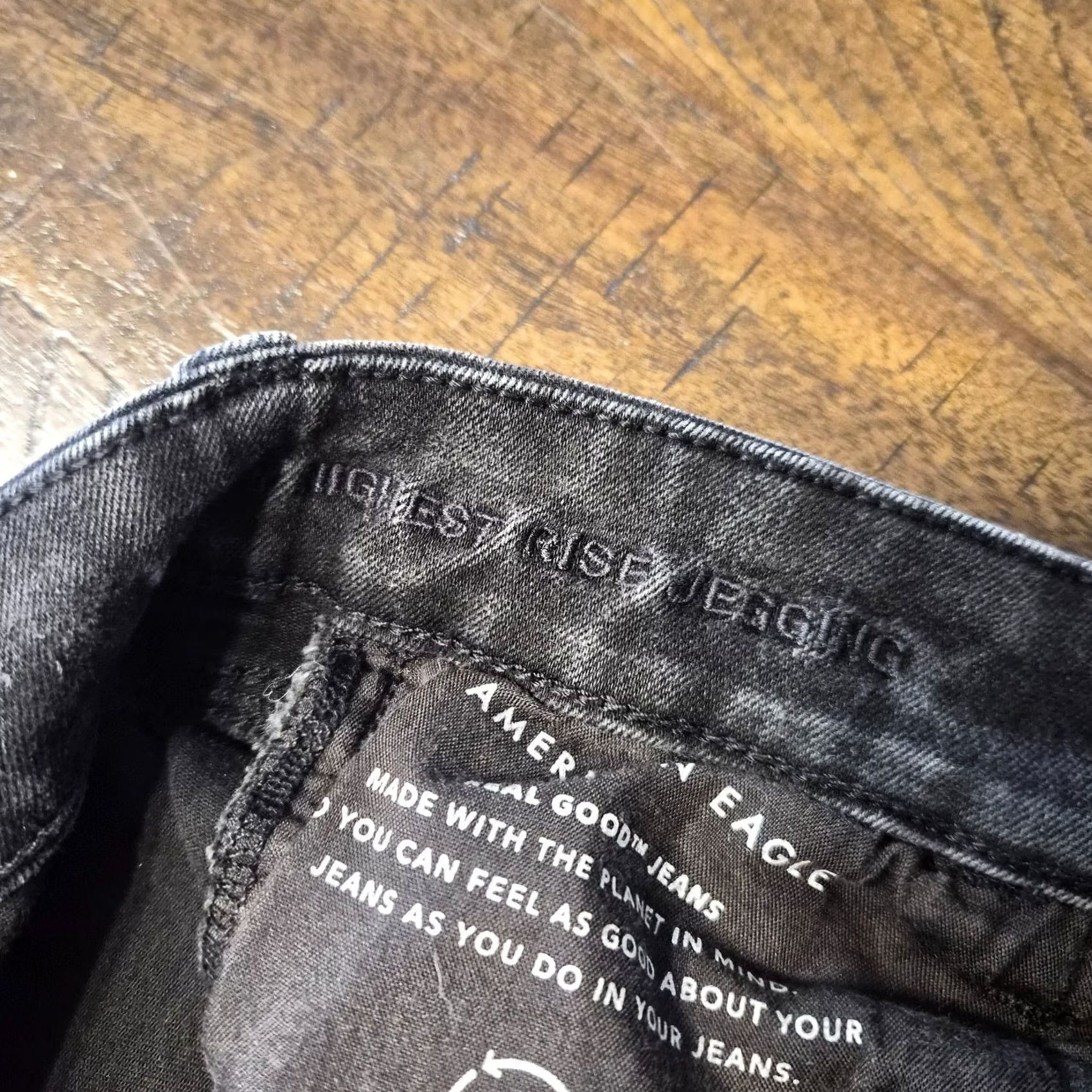 American Eagle Outfitters American Eagle Women Jeans Jegging Black Stretch Short Highest Rise Sz 8 Size 30" / US 8 / IT 44 - 4 Thumbnail