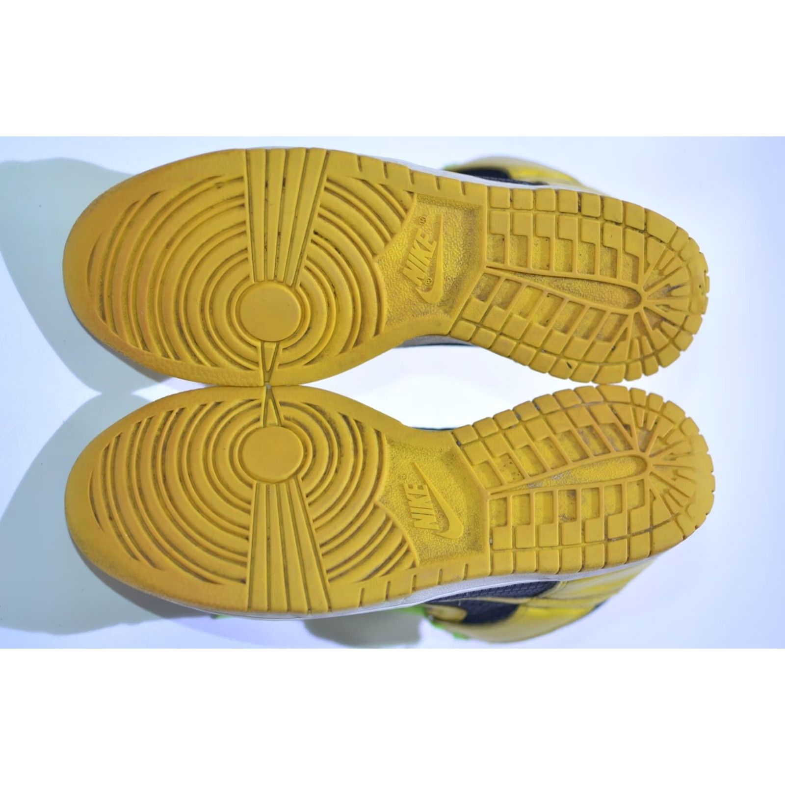 Nike VINTAGE Nike Wmns Dunk High Black Speed Yellow 325203-008 Size US 7.5 Women Sneaker Nike Dunk High Shoes Yellow 90s Womens Size US 9 / IT 39 - 7 Thumbnail