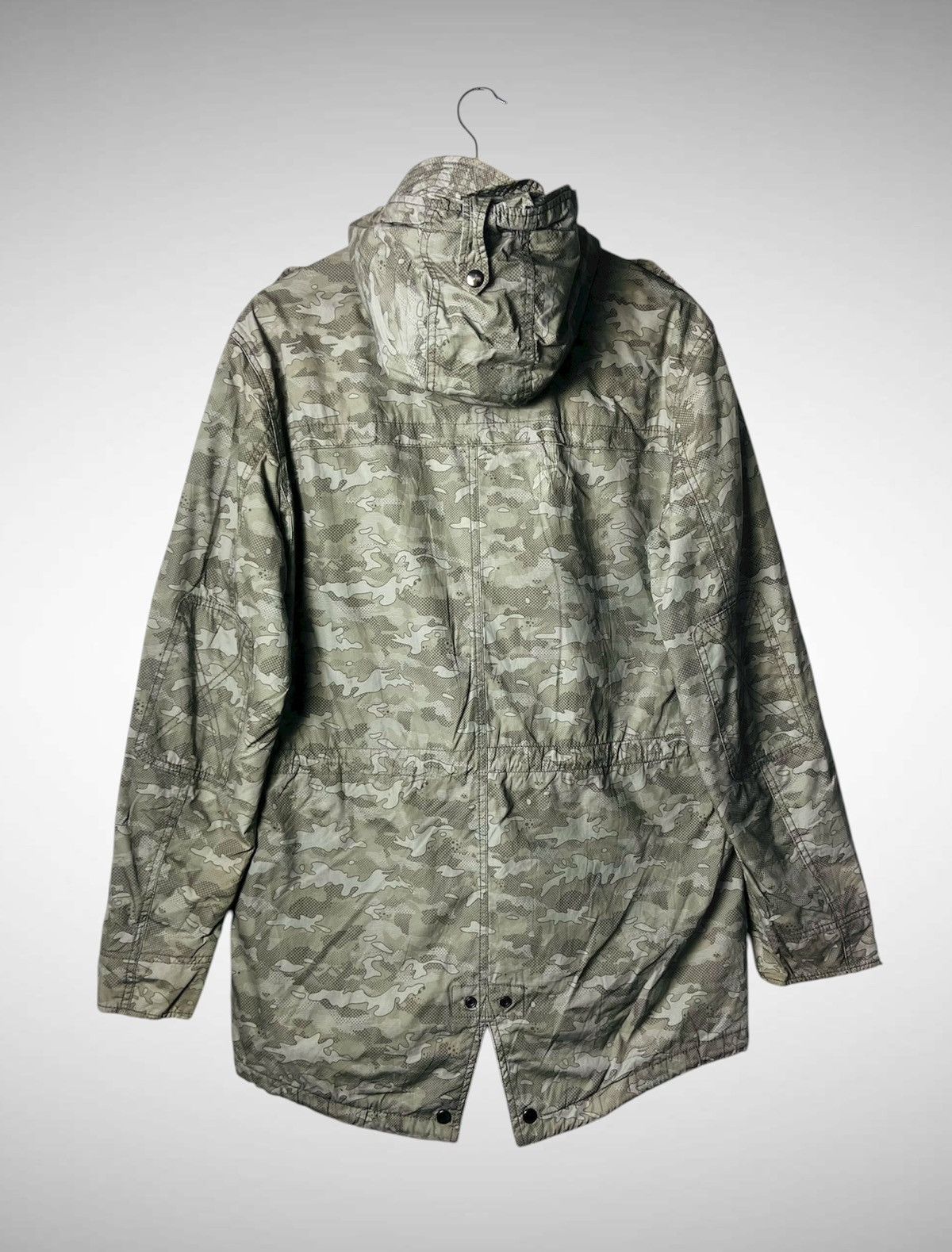 United Colors Of Benetton United Color of Benetton Camo Parka Size US L / EU 52-54 / 3 - 2 Thumbnail