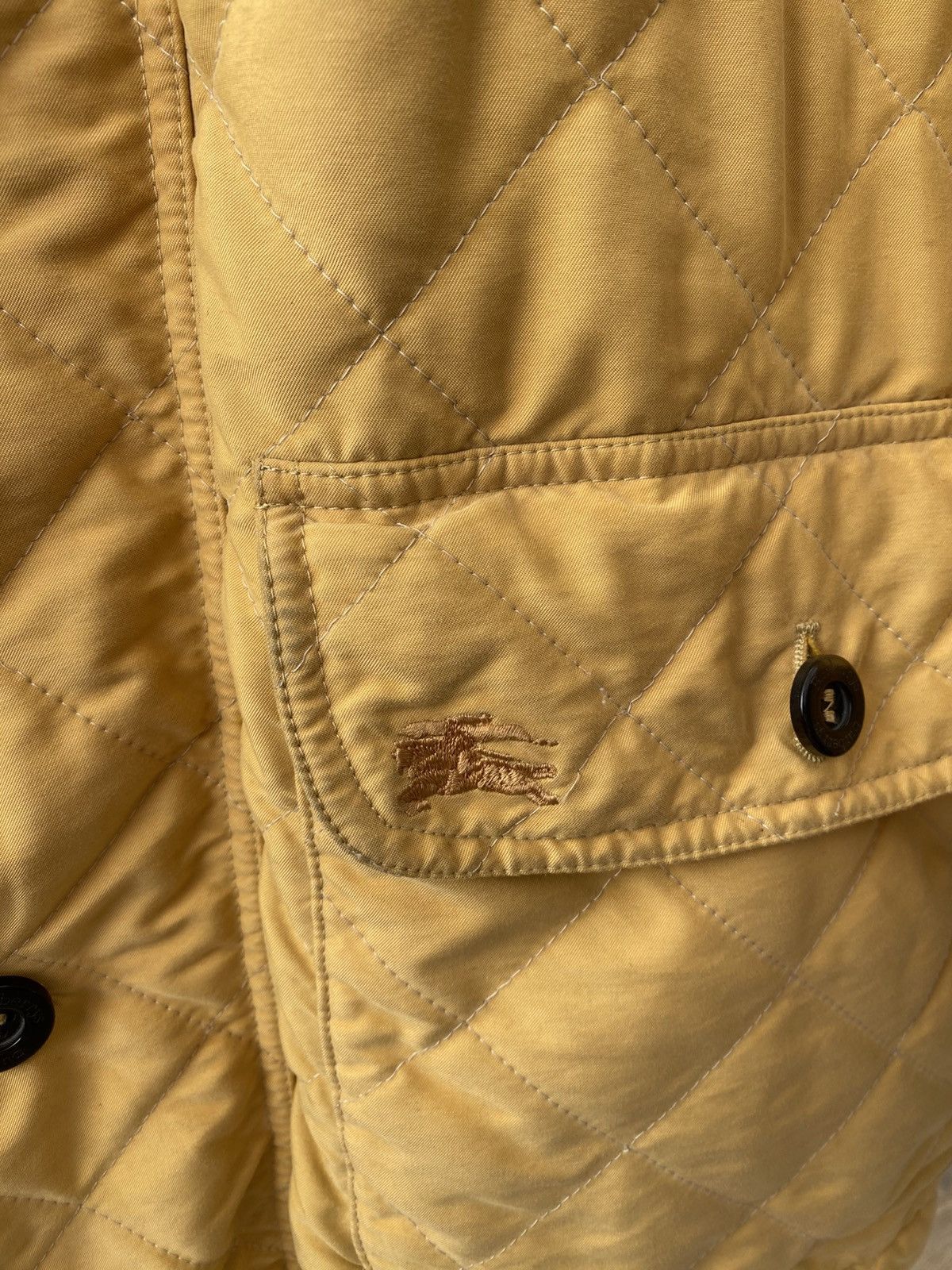 Burberry Vintage Burberry Nova Check Quilted Yellow Jacket Size US L / EU 52-54 / 3 - 6 Thumbnail