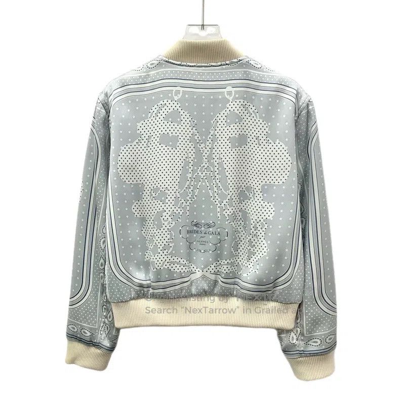Hermes Hermes Light Blue Silk Printed Collar Zipper Long Sleeve J Size XS / US 0-2 / IT 36-38 - 2 Thumbnail