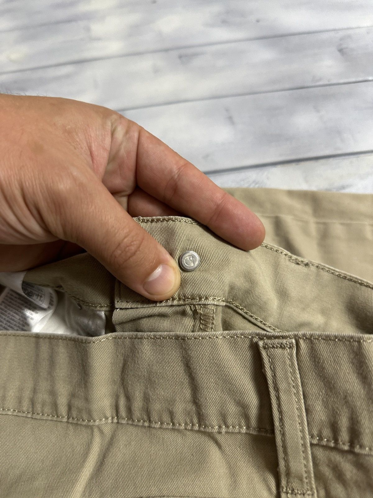 Carhartt Rare Shorts Carhartt Swell Shorts Leather Logo Size US 31 - 10 Thumbnail