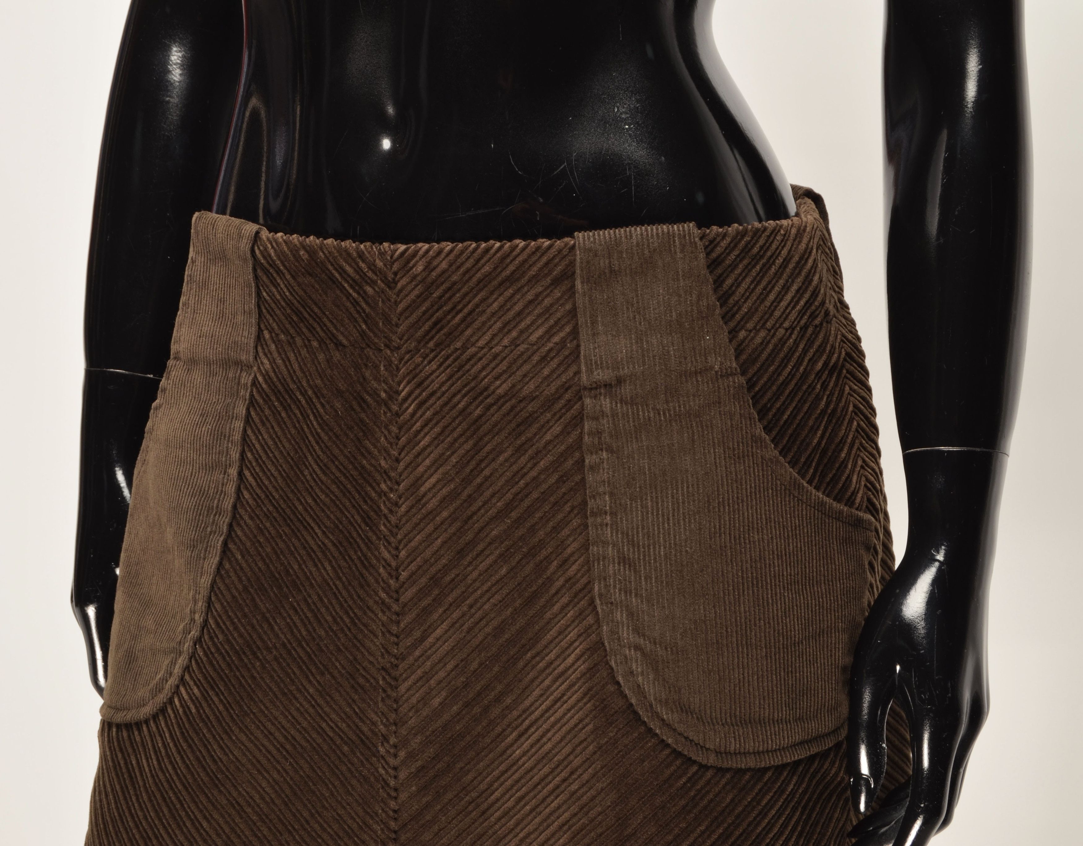 Vintage Vintage Per Una Y2K Coquette Brown Corduroy Mini Skirt Size 30" / US 8 / IT 44 - 8 Thumbnail