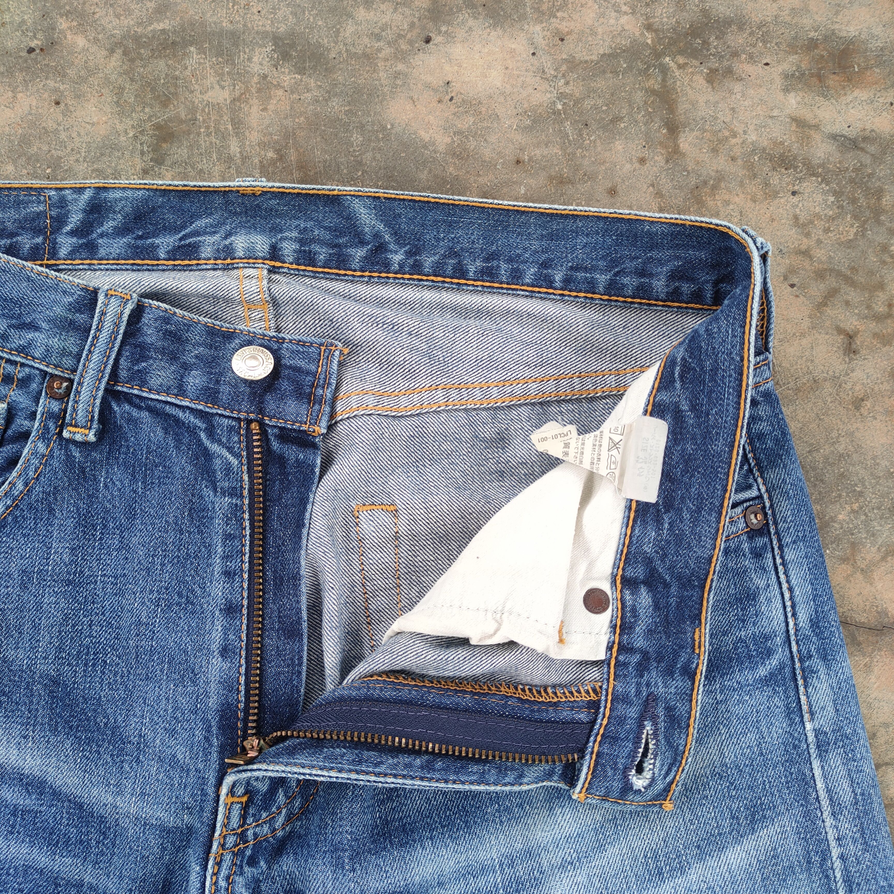 Levi's Vintage Clothing W33 VINTAGE LEVI'S 505 FADED RIPPED JEANS DENIM PANTS Size US 33 - 8 Thumbnail