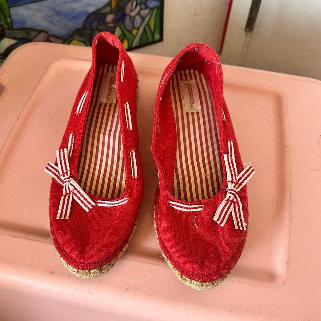 Other connie red and white slip on flats shoes Size US 8 / IT 38 - 1 Thumbnail