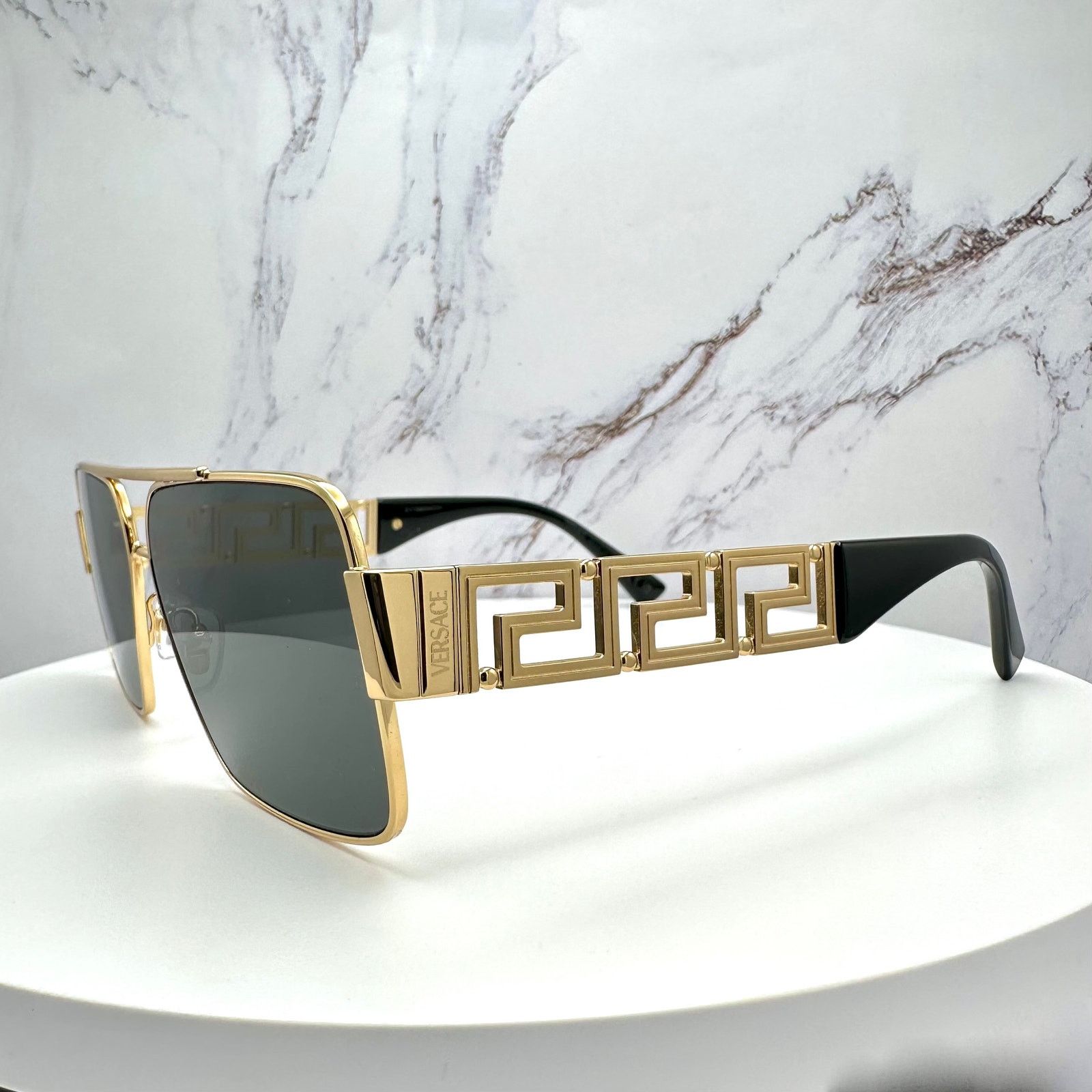 Versace New VERSACE Sunglasses Gold Metal Greca Logo Rectangle Black Size ONE SIZE - 7 Thumbnail