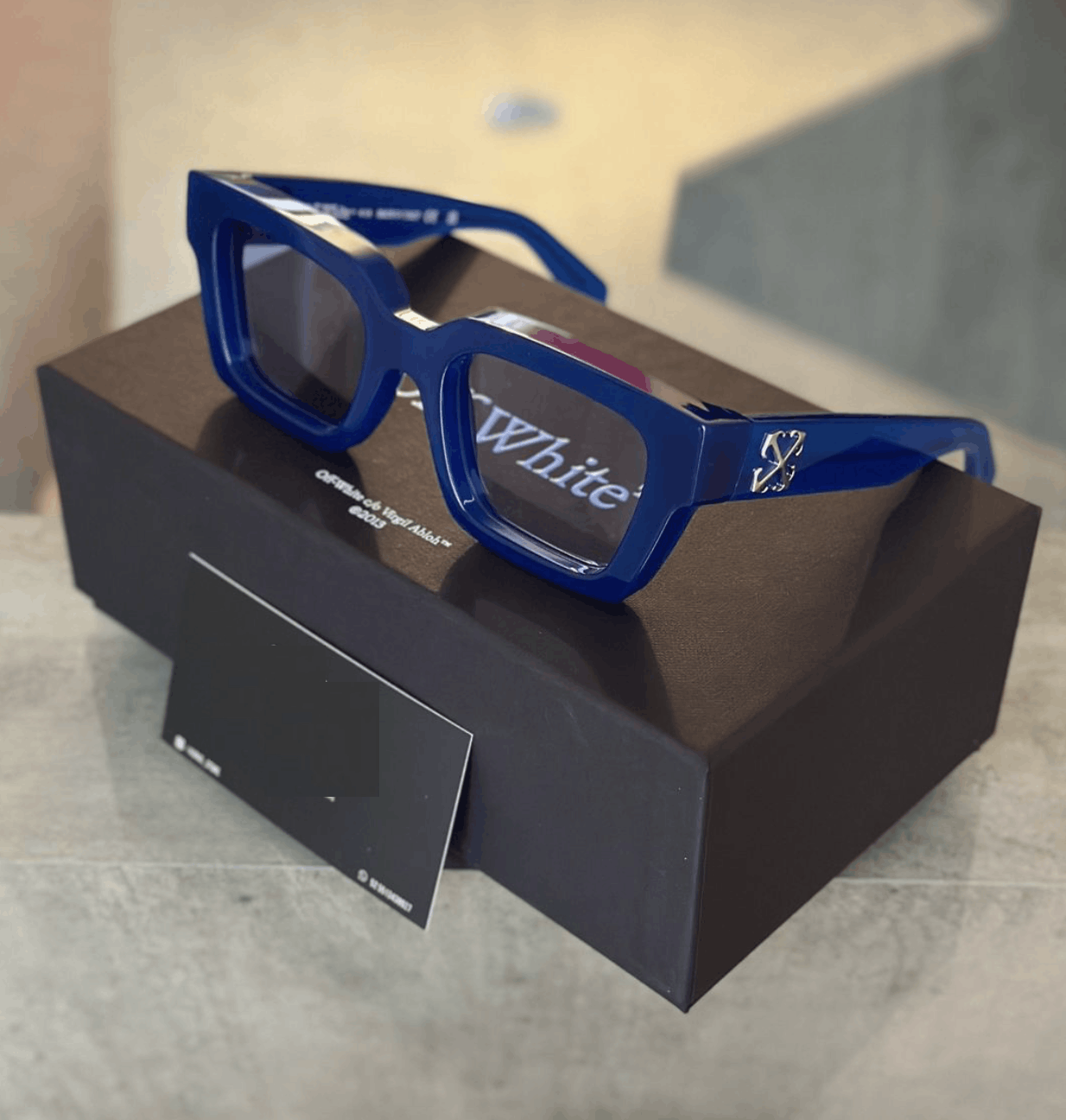 image of Off White New Off-White Virgil Oeri126S24Pla0014540 Sunglasses in Blue, Men's