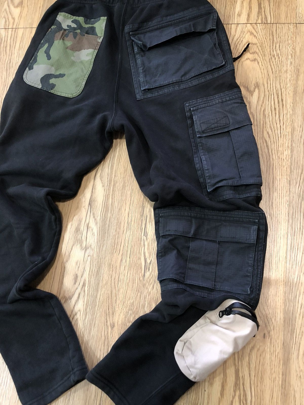 Nike × Travis Scott Nike Cactus Jack cargo sweatpant Size US 29 - 17 Thumbnail