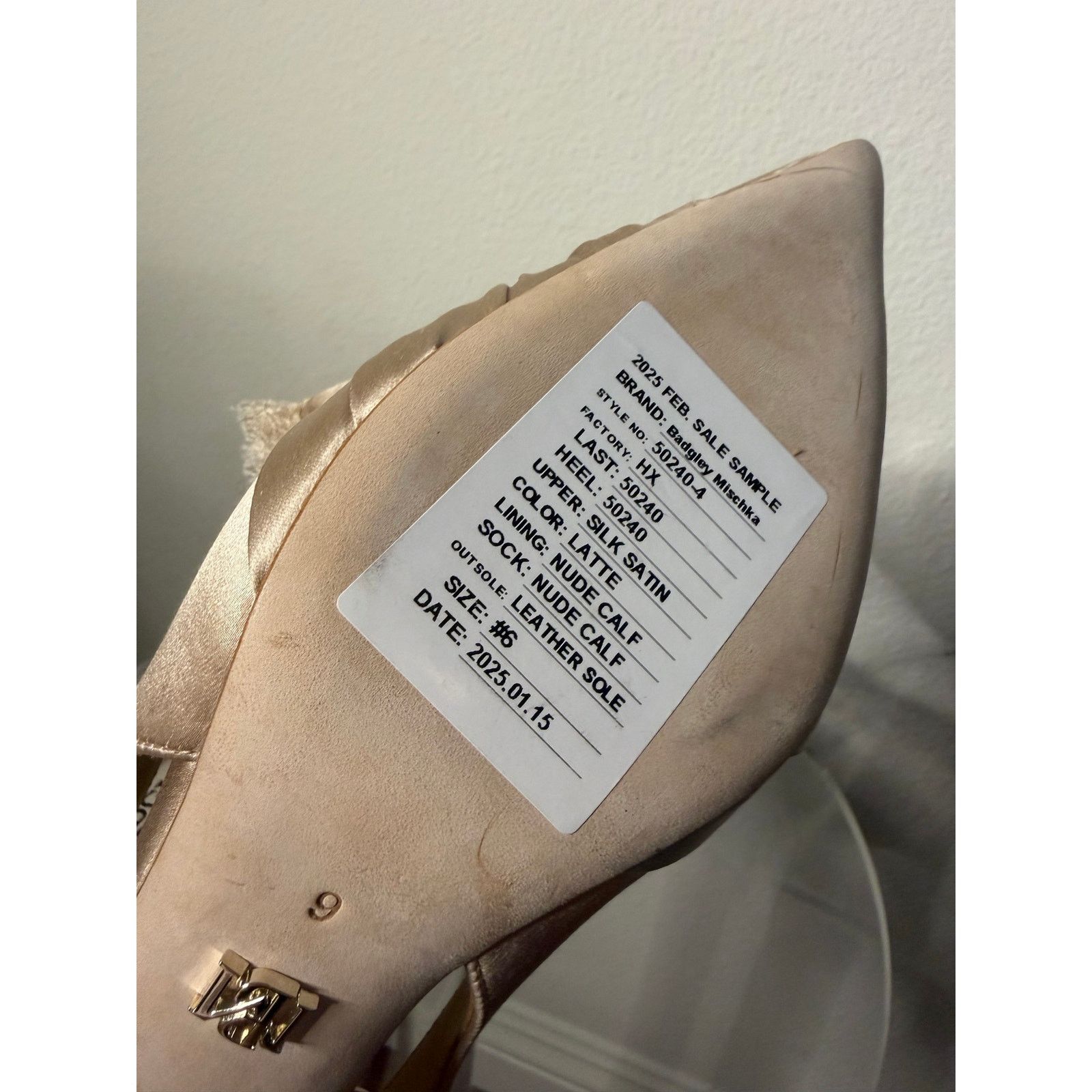 Badgley Mischka Badgley Mishka satin beige slingback heels size 6 Size US 6 / IT 36 - 7 Thumbnail