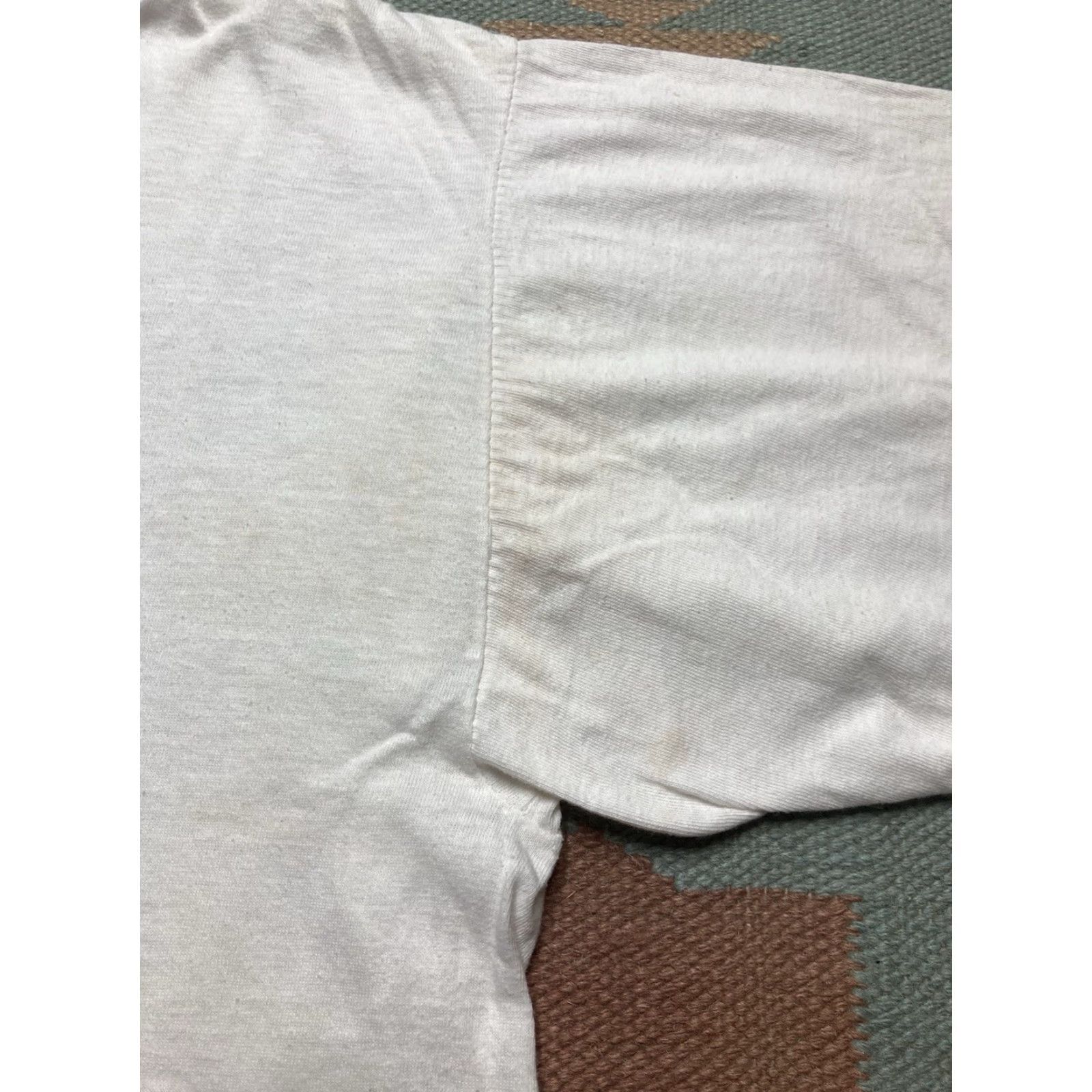 Spell Vintage 90s Washington DC plaid logo Short Hills XL t shirt User: Vintage 90s Washington DC plaid logo Short Hills XL t-shirt Size US XL / EU 56 / 4 - 7 Thumbnail