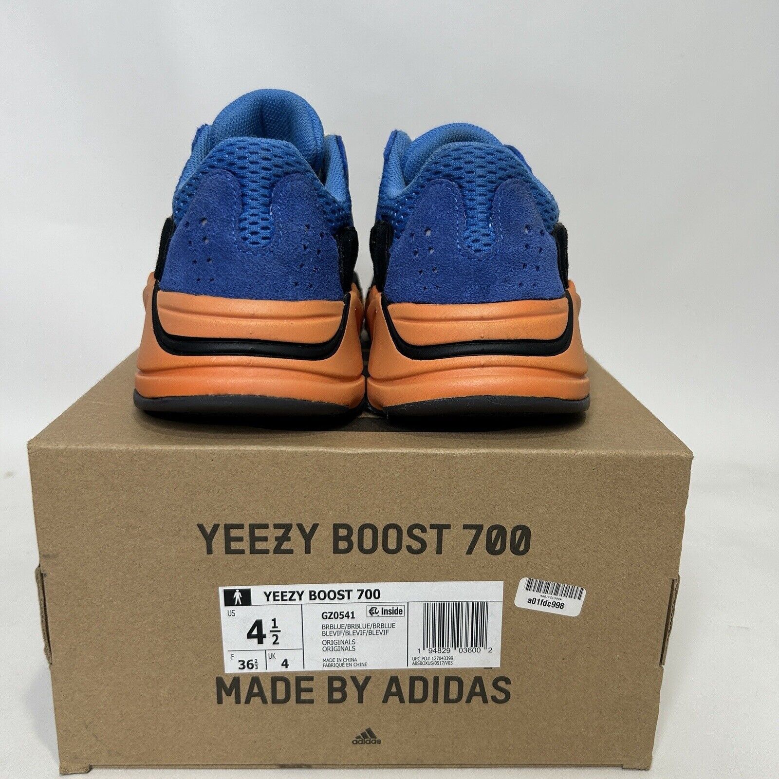 Adidas Adidas Yeezy Boost 700 “Bright Blue” 2024 Size US 6 / IT 36 - 5 Thumbnail