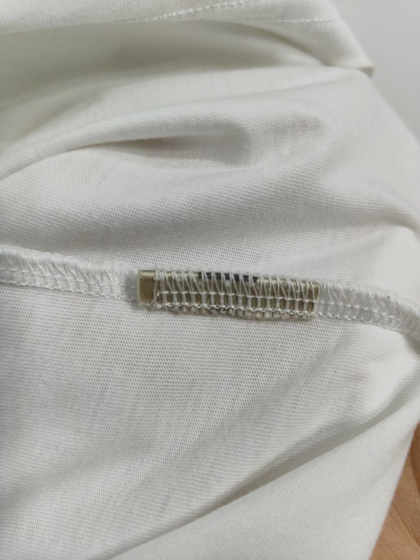 Burberry Burberry Men's White Short Sleeve T-shirt K29 Size US M / EU 48-50 / 2 - 5 Thumbnail