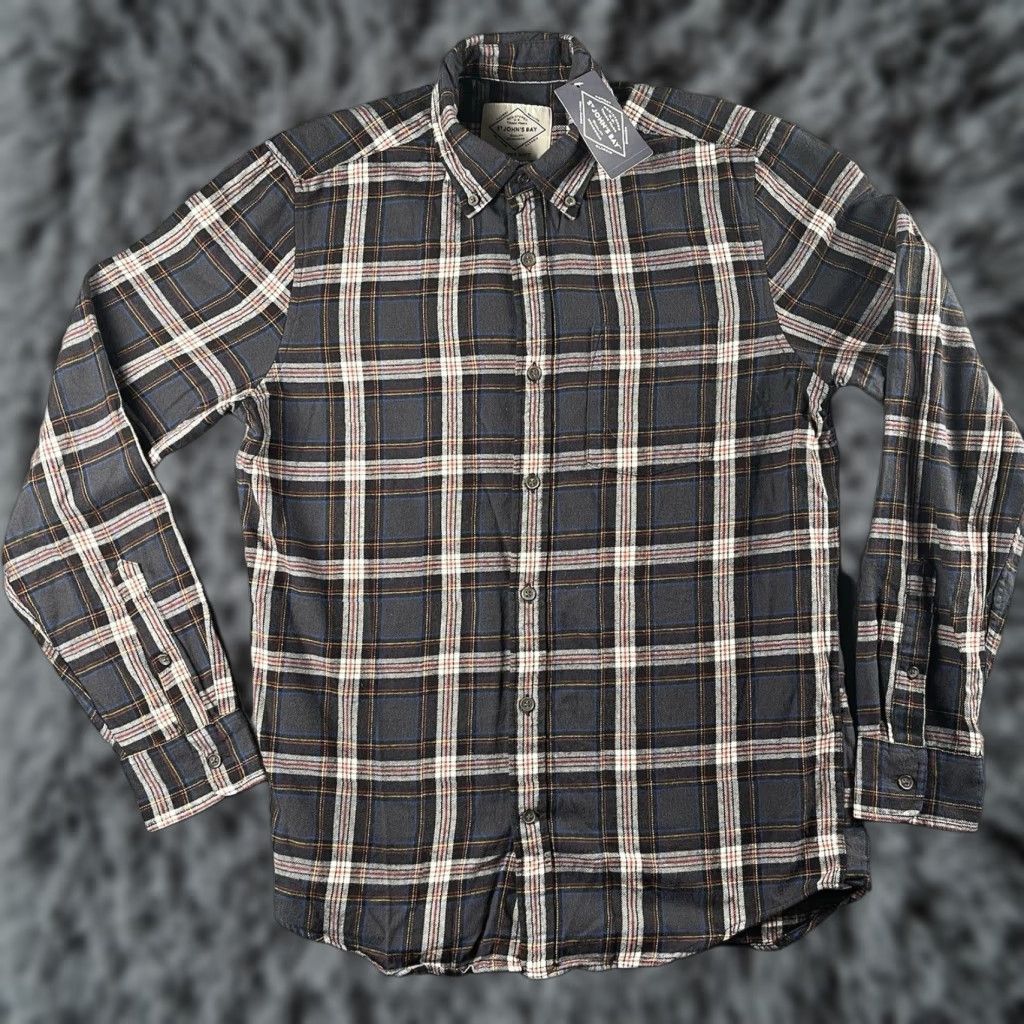 Vintage St. Johns Bay Button Shirt Mens Small Gray Black Plaid Long Sleeve Super Soft Size US S / EU 44-46 / 1 - 1 Thumbnail