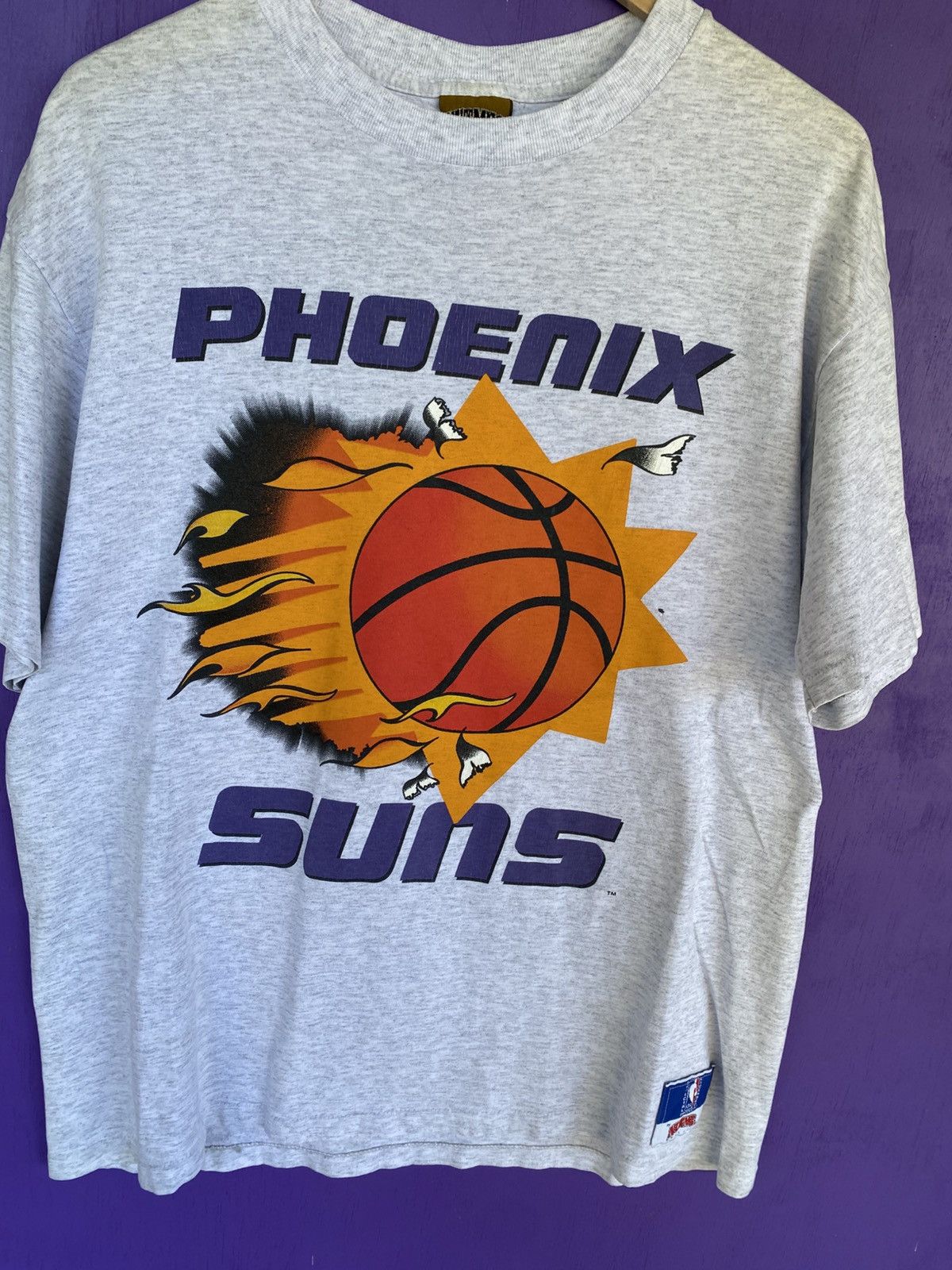 Nutmeg Vintage 90s Nutmeg Phoenix Suns breakthrough t-shirt Size US L / EU 52-54 / 3 - 3 Thumbnail