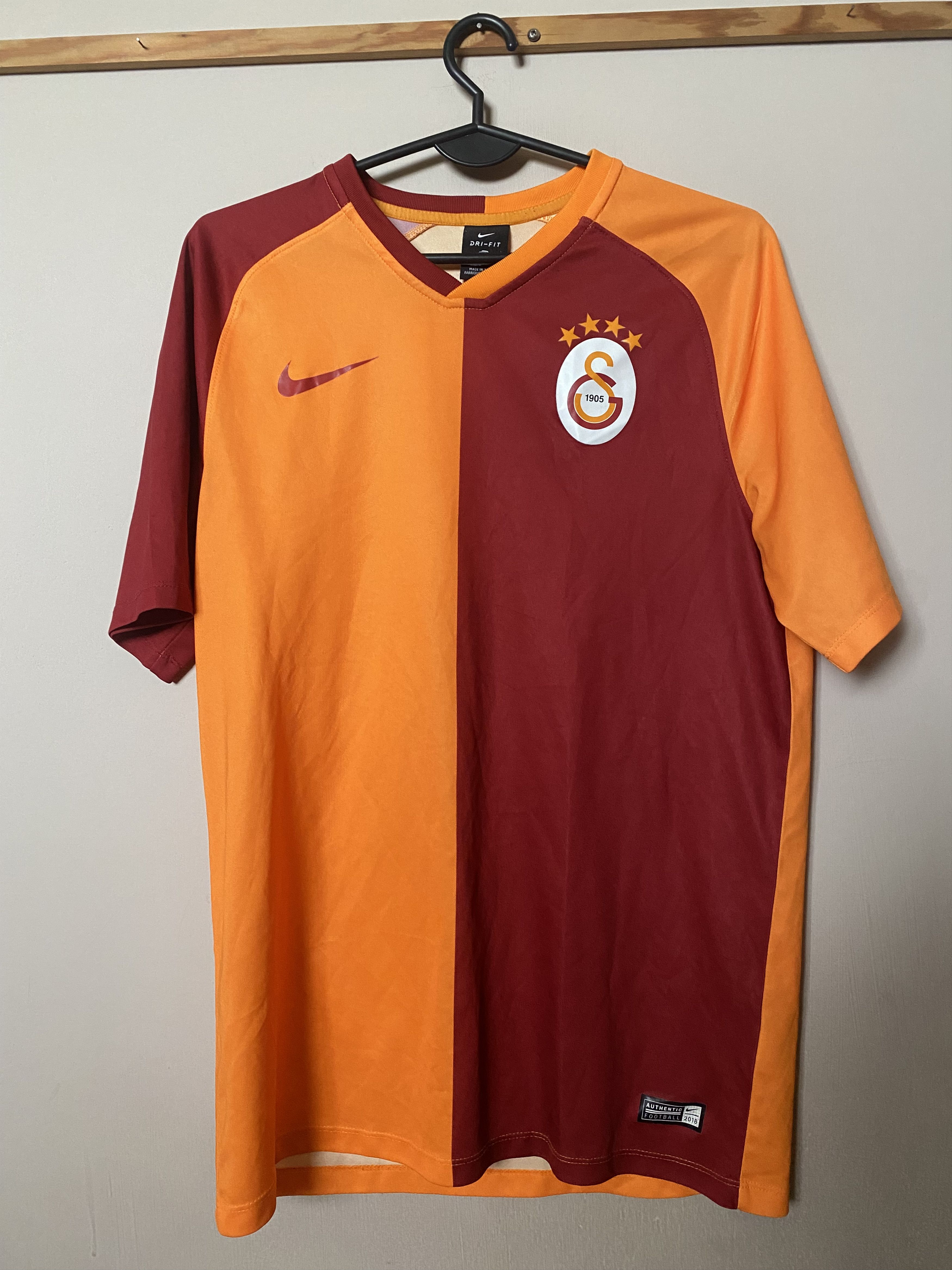 Nike GALATASARAY SK #1 EMRE - 2018 - 2019 - Nike - M Size US M / EU 48-50 / 2 - 1 Thumbnail