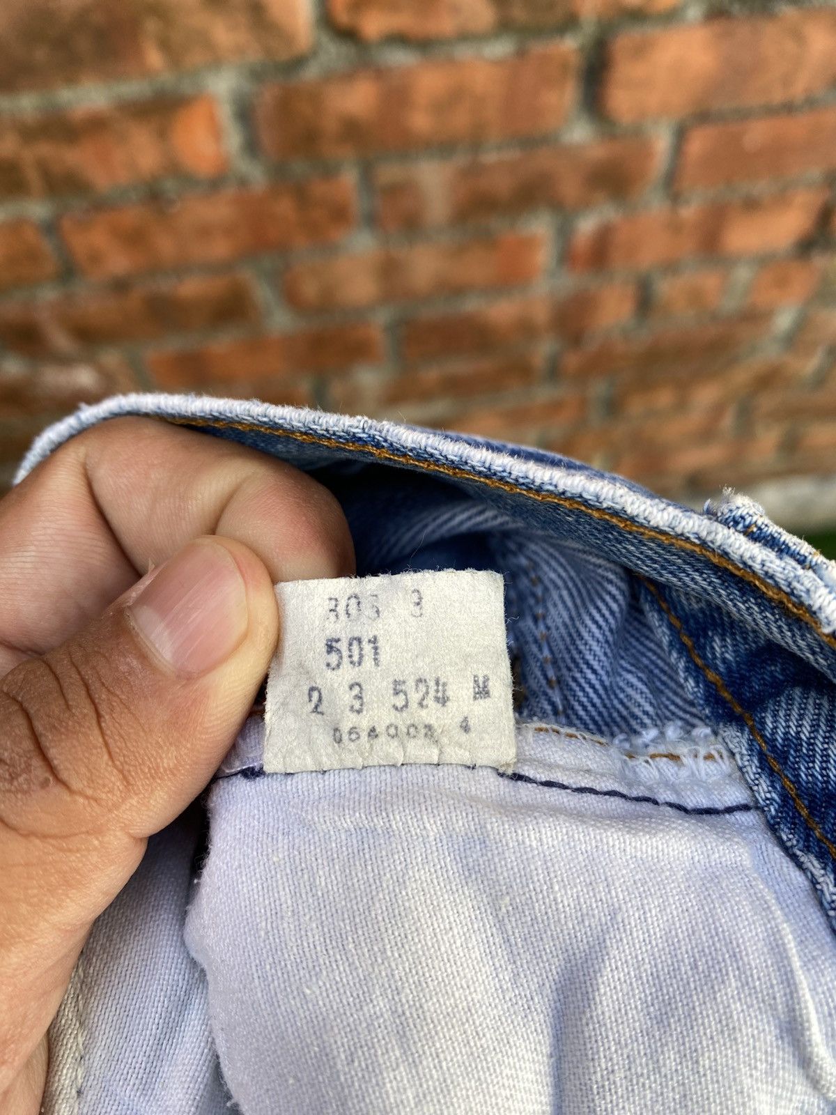 Levi's Vintage Clothing W28x30 Vintage levi's 501 redline ripped distressed USA Size US 28 / EU 44 - 12 Thumbnail