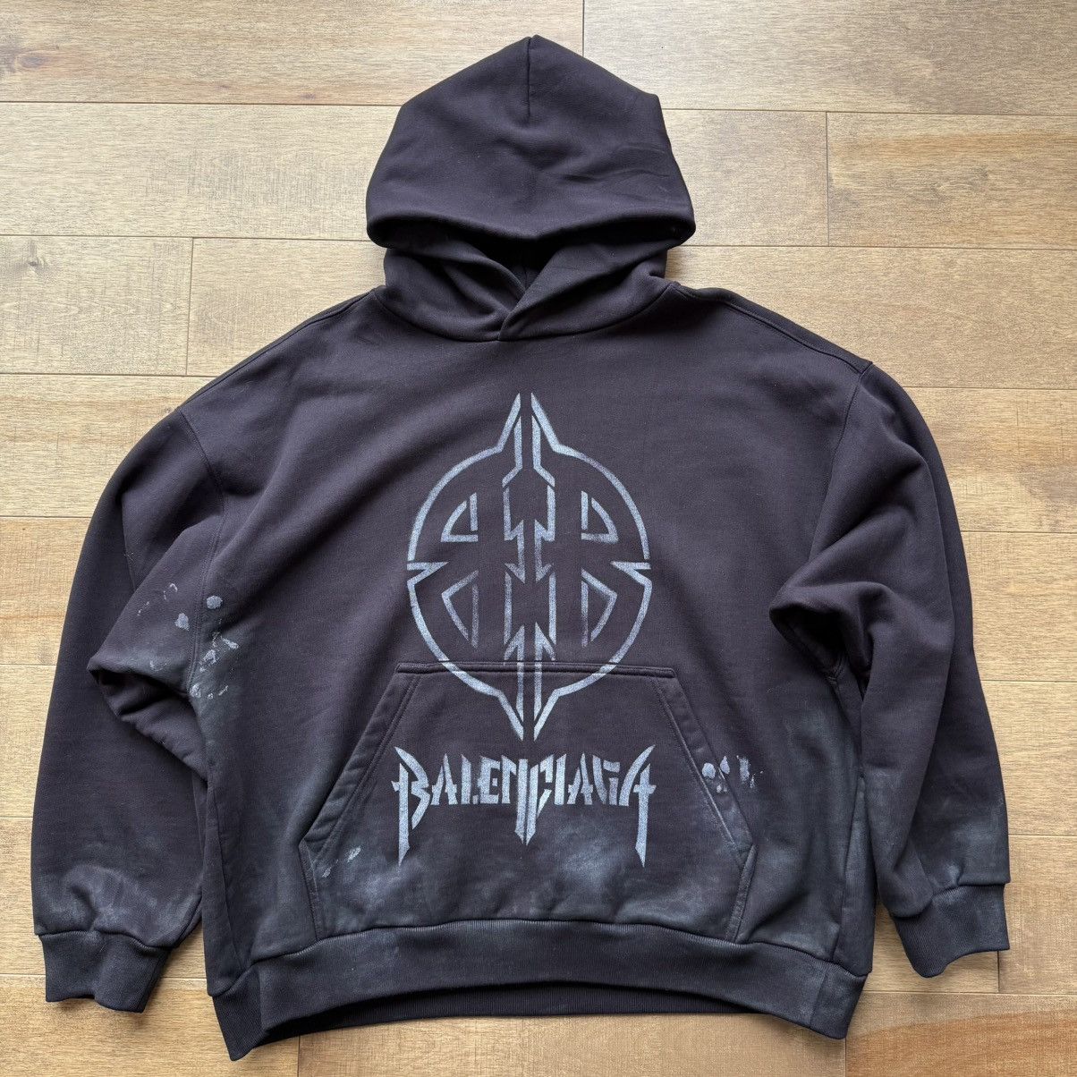 Balenciaga Balenciaga BB Stencil Logo Hoodie Sweatshirt Size US M / EU 48-50 / 2 - 1 Thumbnail