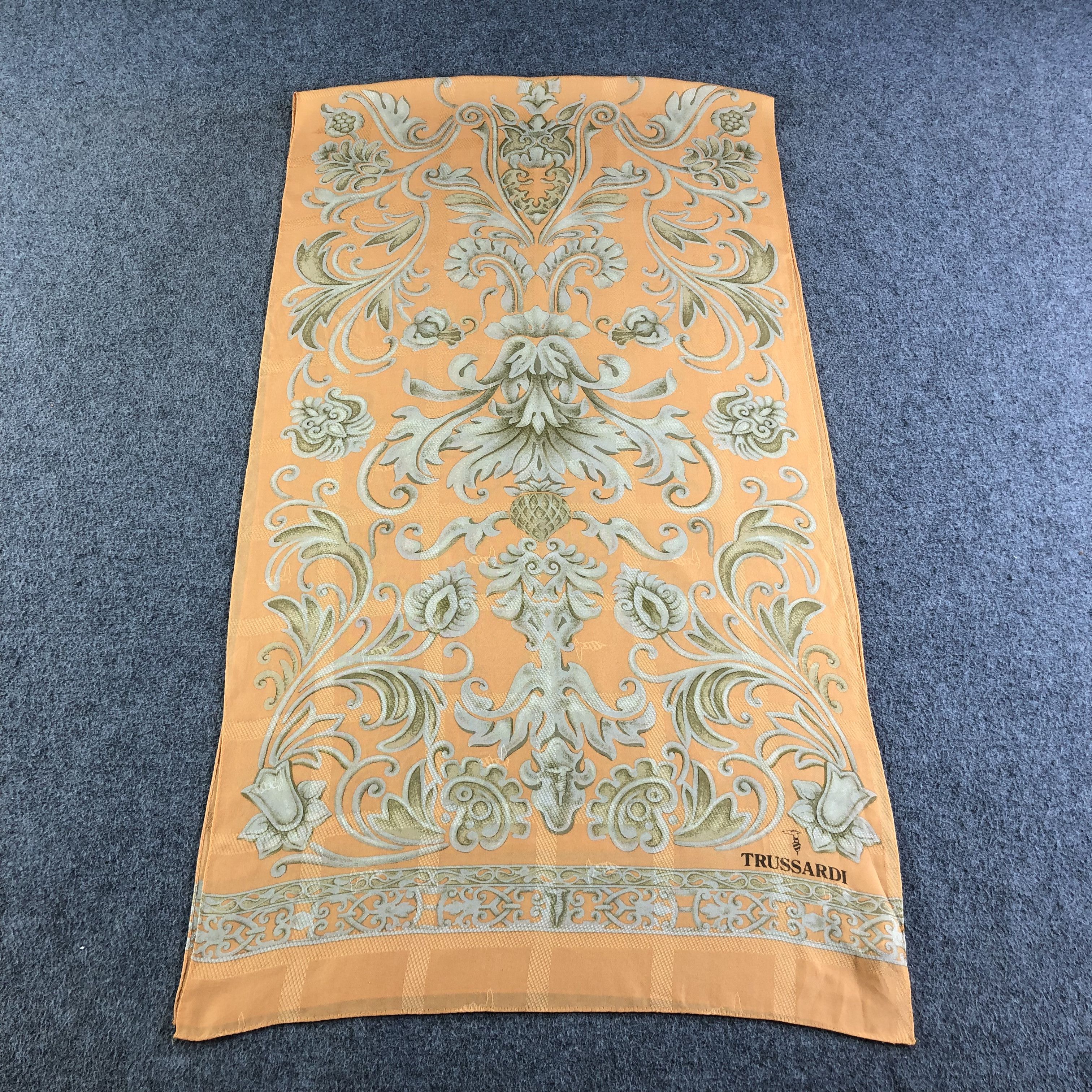 Trussardi Trussardi Luxury Silk Stole Silk Scarf M952 Size ONE SIZE - 2 Thumbnail