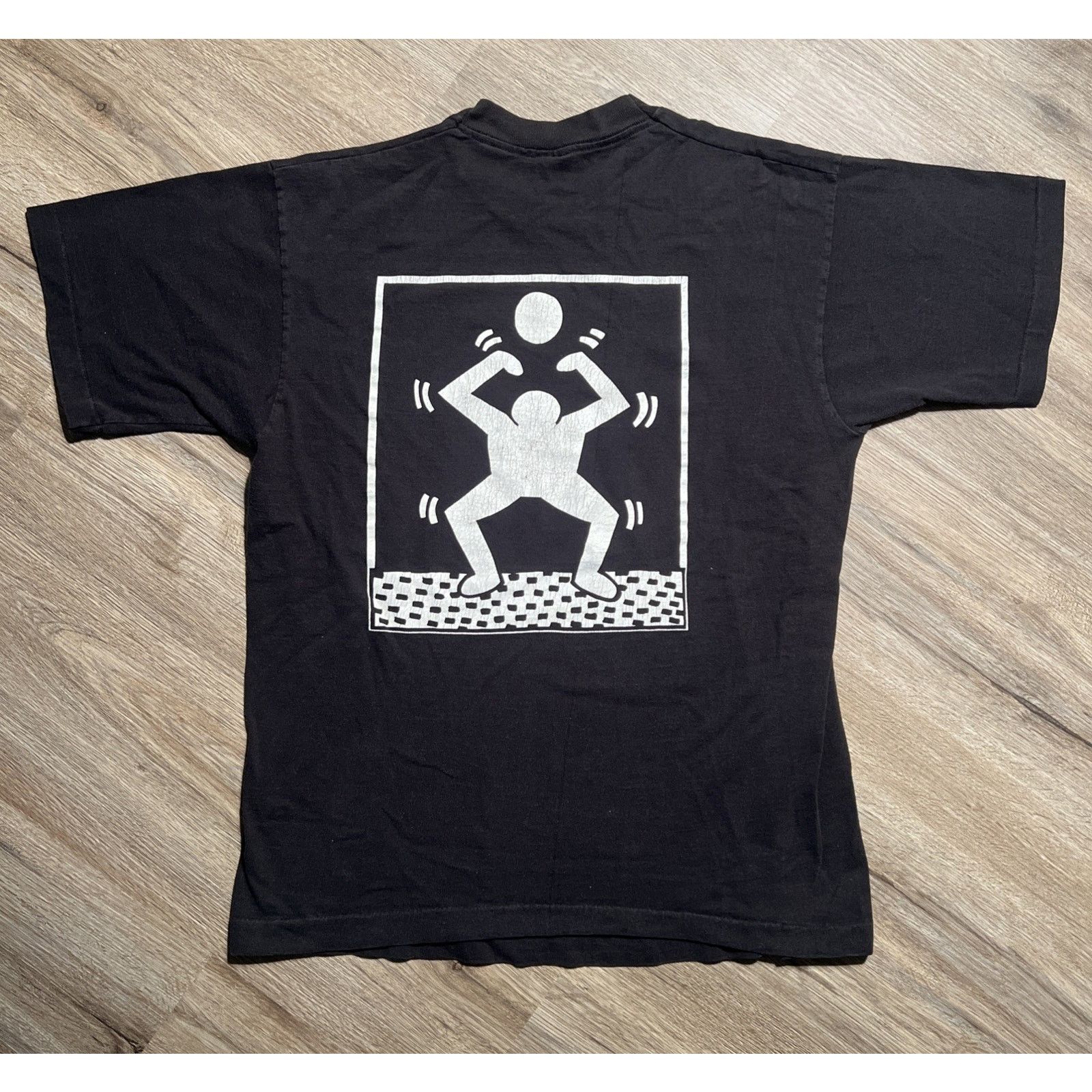 Fruit Of The Loom Vintage 80s NY Urban Volleyball Keith Haring Art T Shirt VTG Size US M / EU 48-50 / 2 - 1 Thumbnail