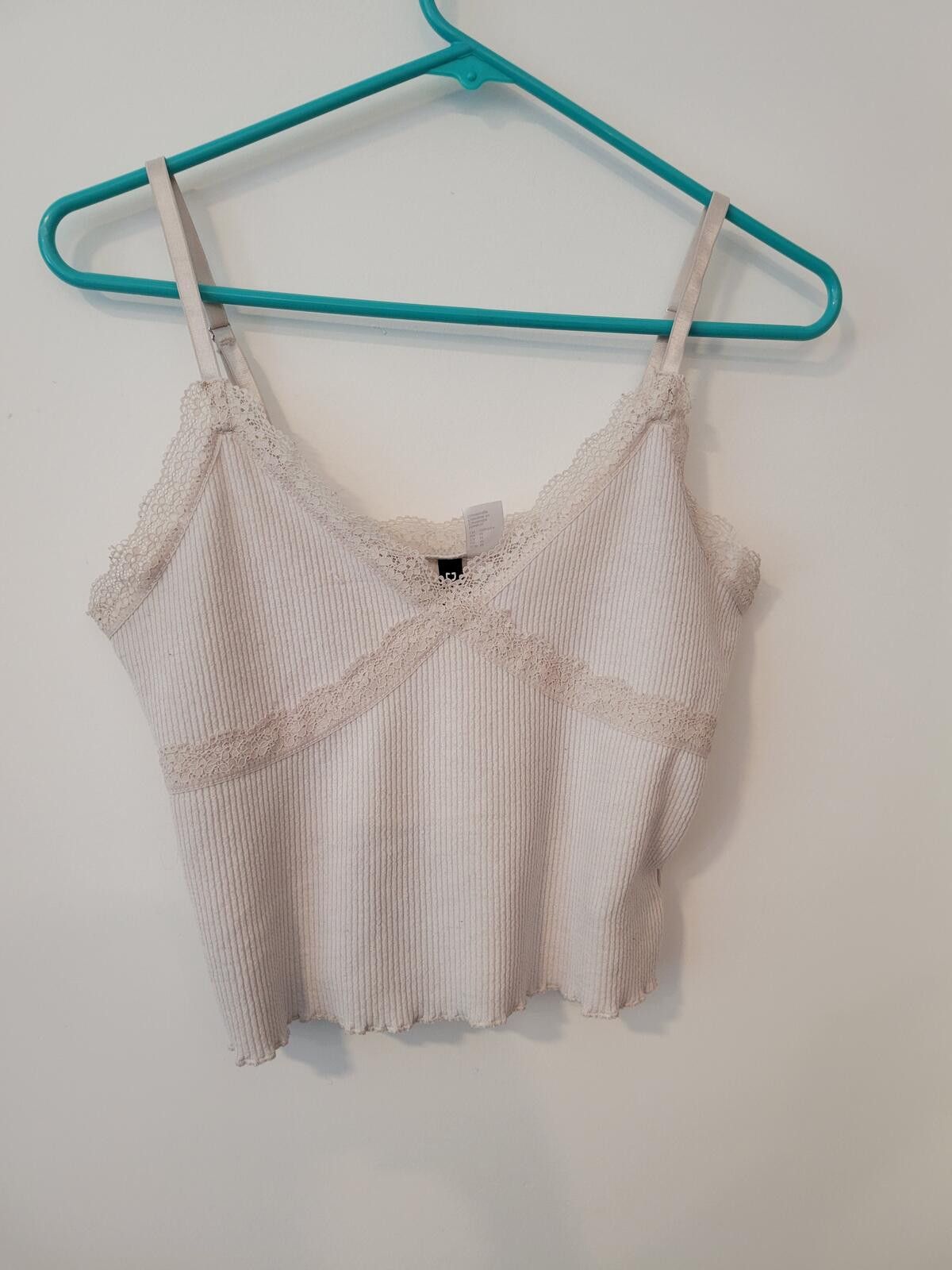 Divided Divided Ribbed Lace Trim Camisole Top, Size M Size M / US 6-8 / IT 42-44 - 1 Thumbnail