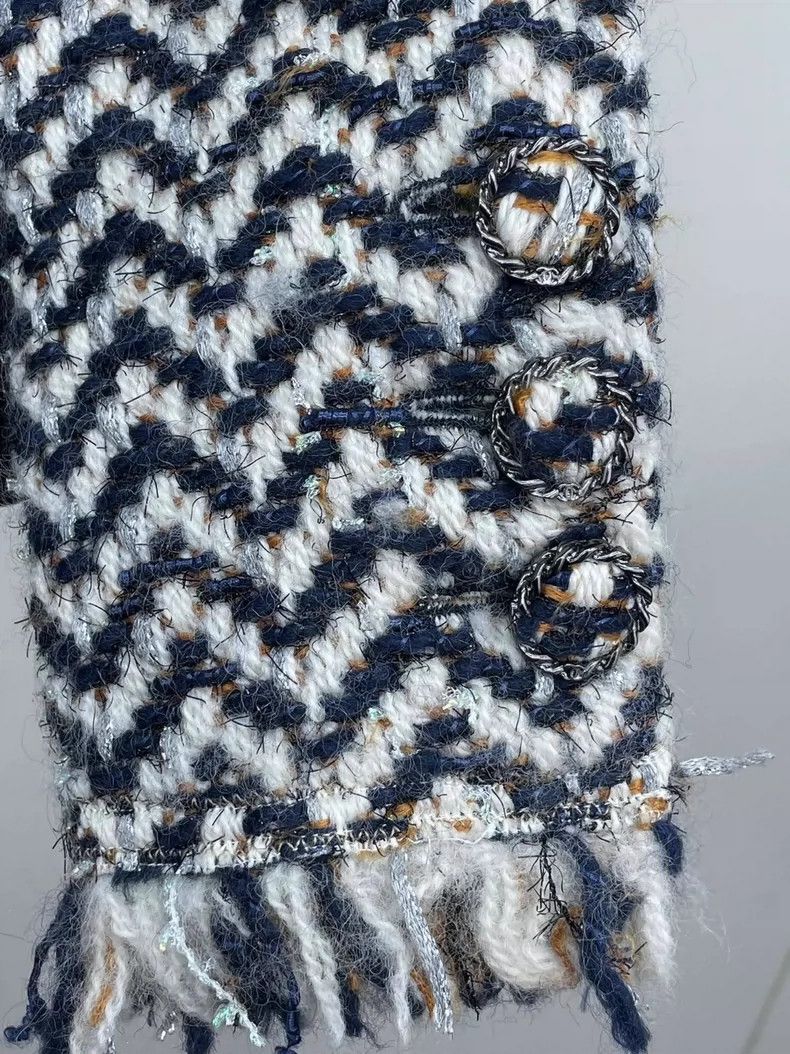 Chanel Chanel Snow series soft tweed tassel jacket 2504-Nextarrow Size XS / US 0-2 / IT 36-38 - 3 Thumbnail