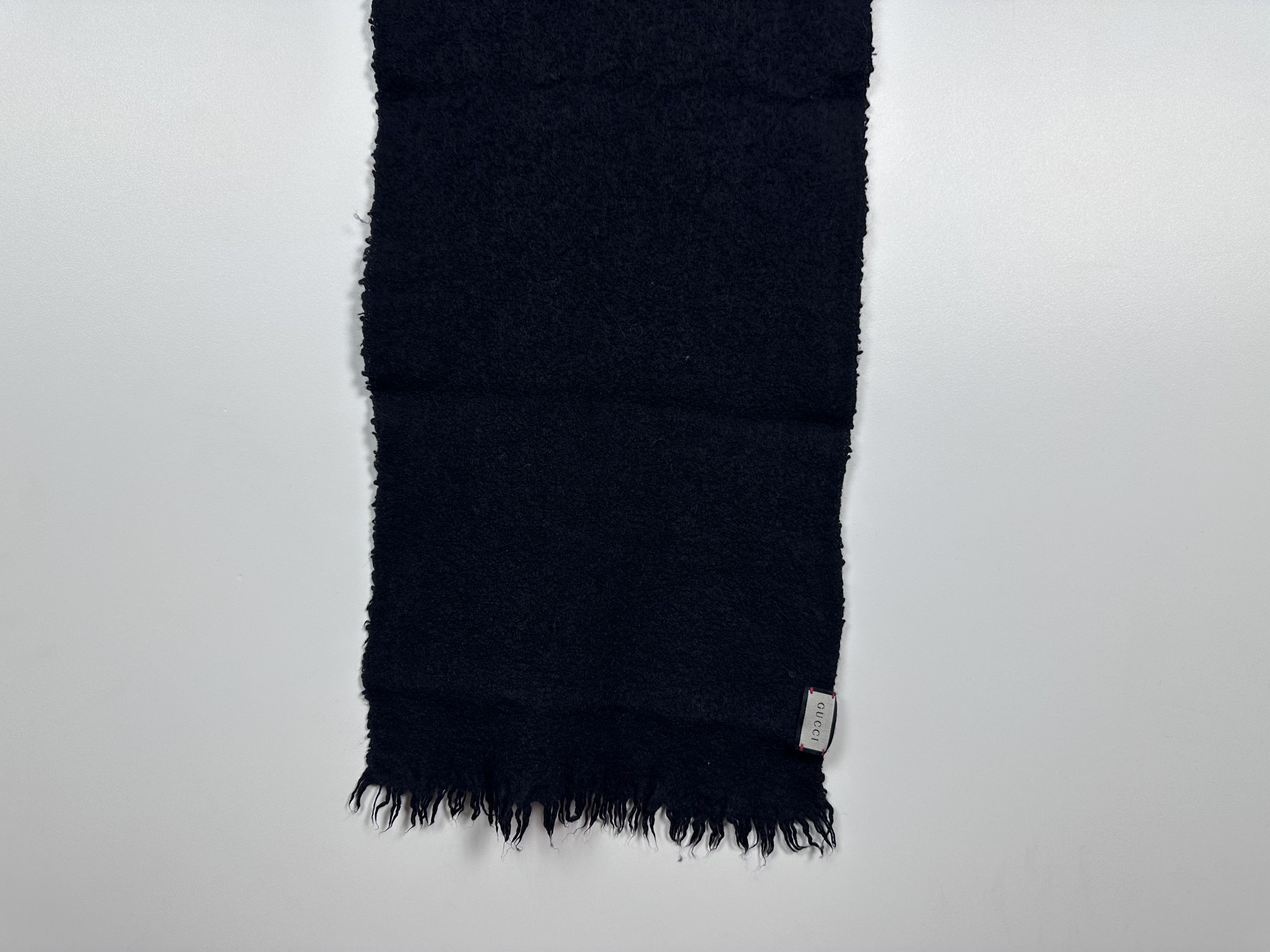 Grailed × Gucci GUCCI LOGO WOOL BLACK SCARF Size ONE SIZE - 5 Thumbnail