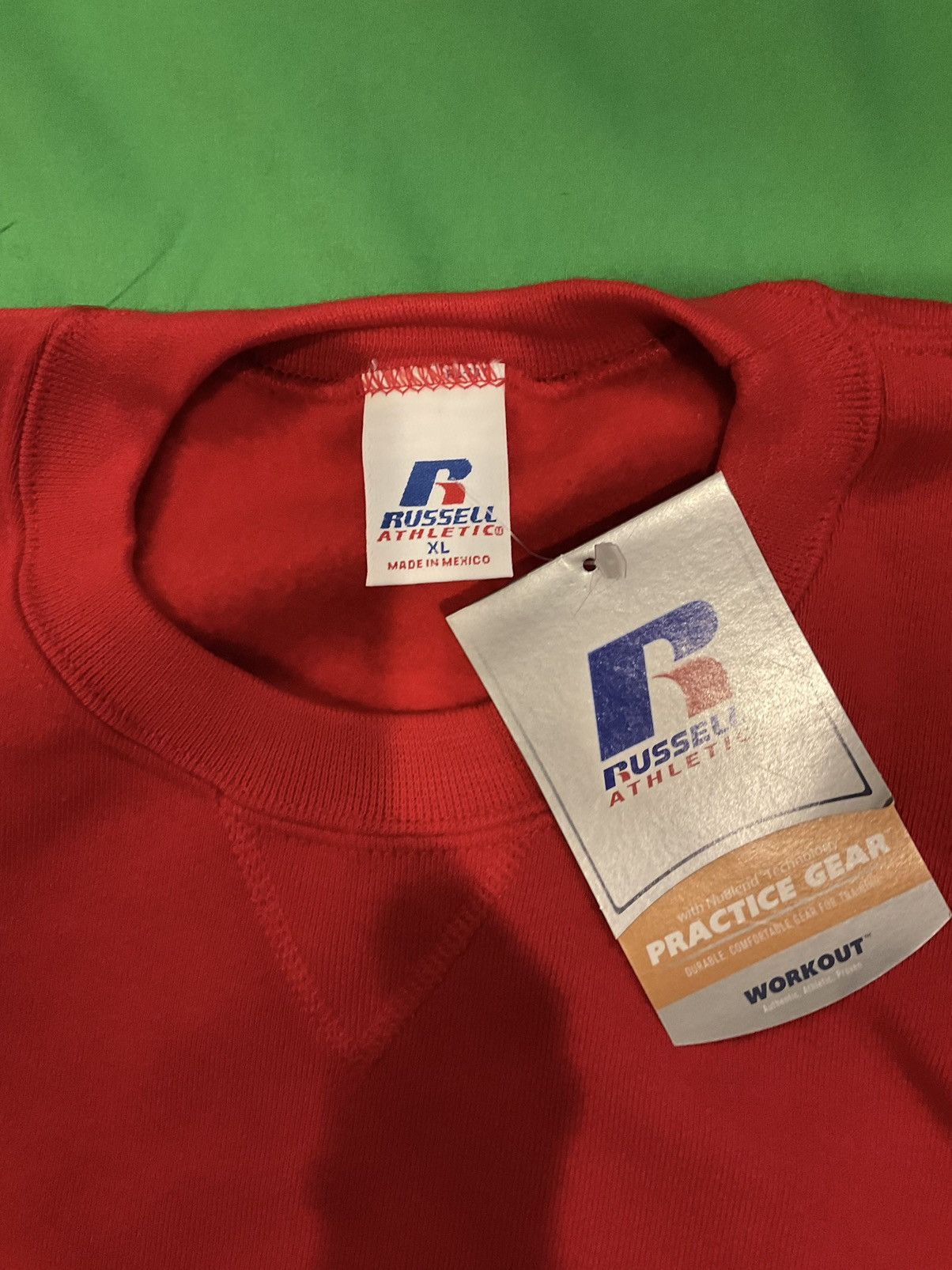 Russell Athletic × Vintage Vintage Red Russell Athletic crewneck Size US XL / EU 56 / 4 - 2 Thumbnail