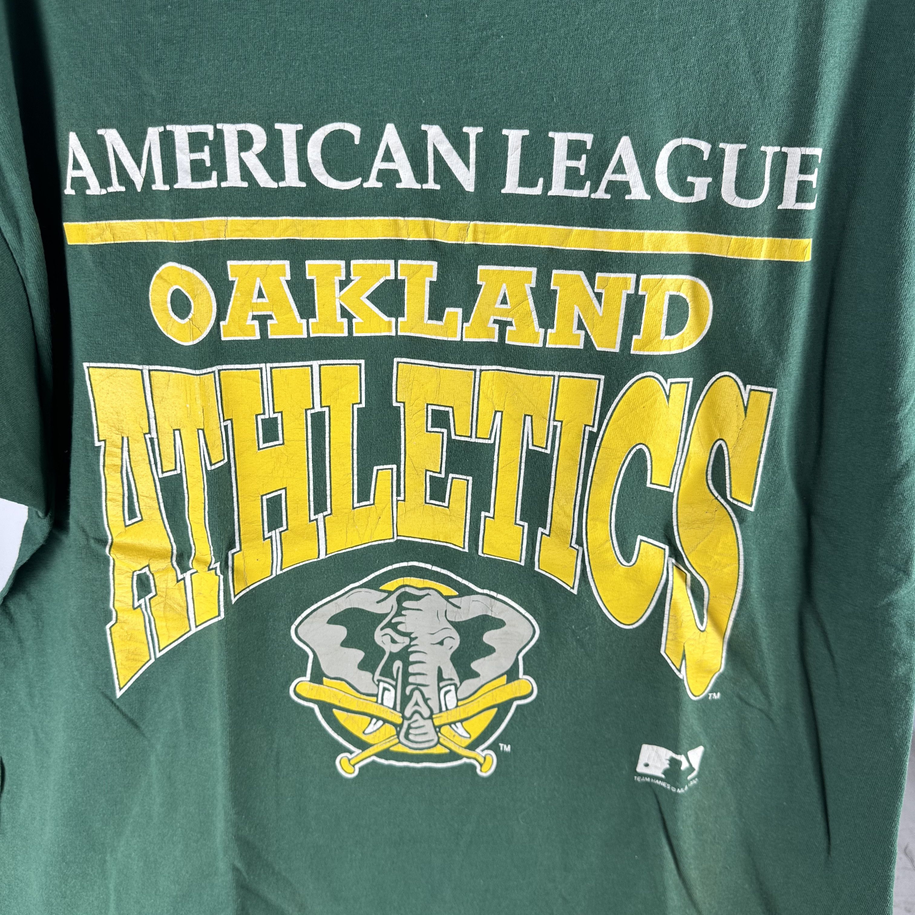 Vintage Vintage 1992 Oakland Athletics MLB Baseball T-Shirt Size US XL / EU 56 / 4 - 2 Thumbnail