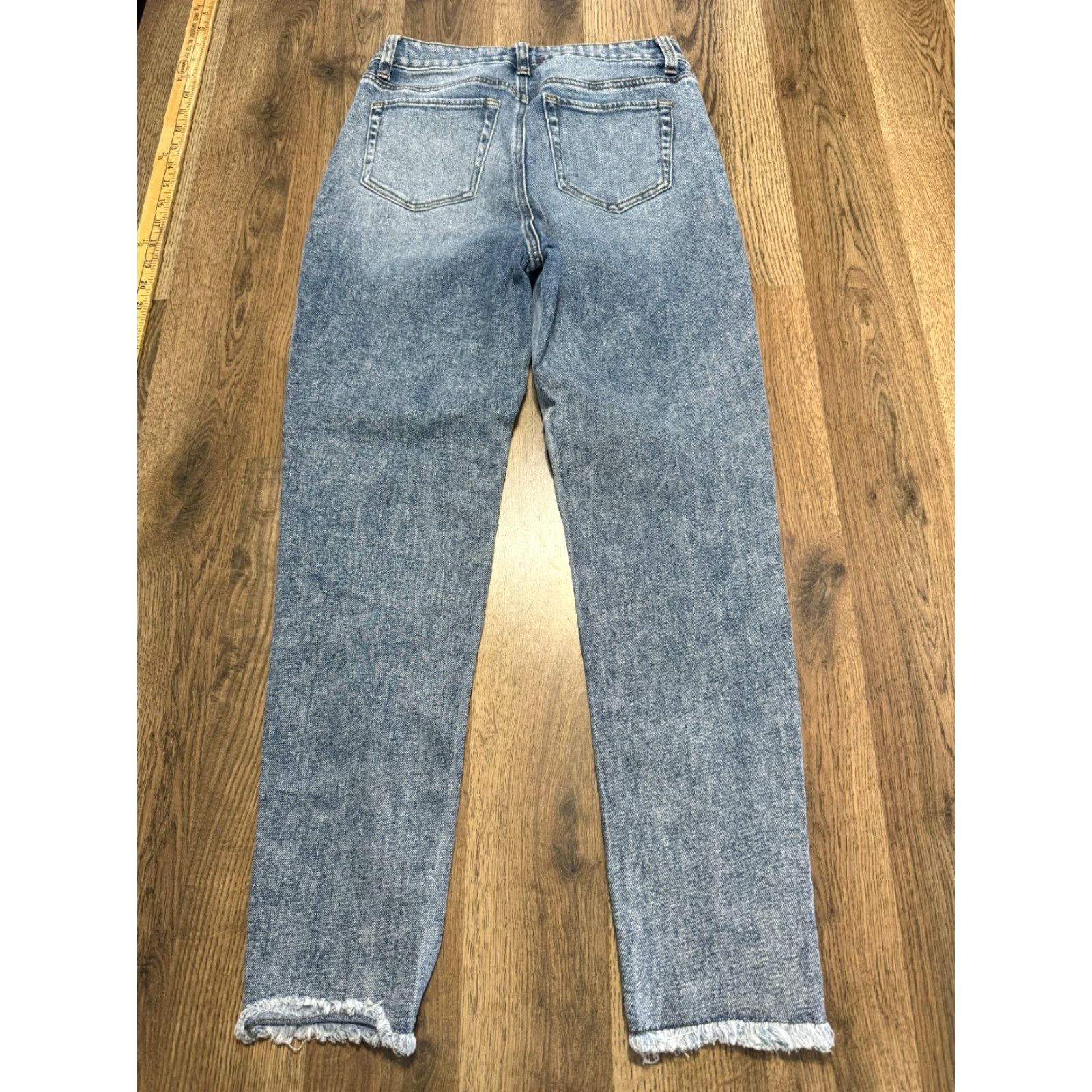 Vintage Tinseltown Jeans Women's 3/26 Blue Denim Skinny Frayed Hem Jeans Zip, 5-Pocket Regular Inseam 26 in Men/Women: Women Size 26" / US 2 / IT 38 - 2 Thumbnail