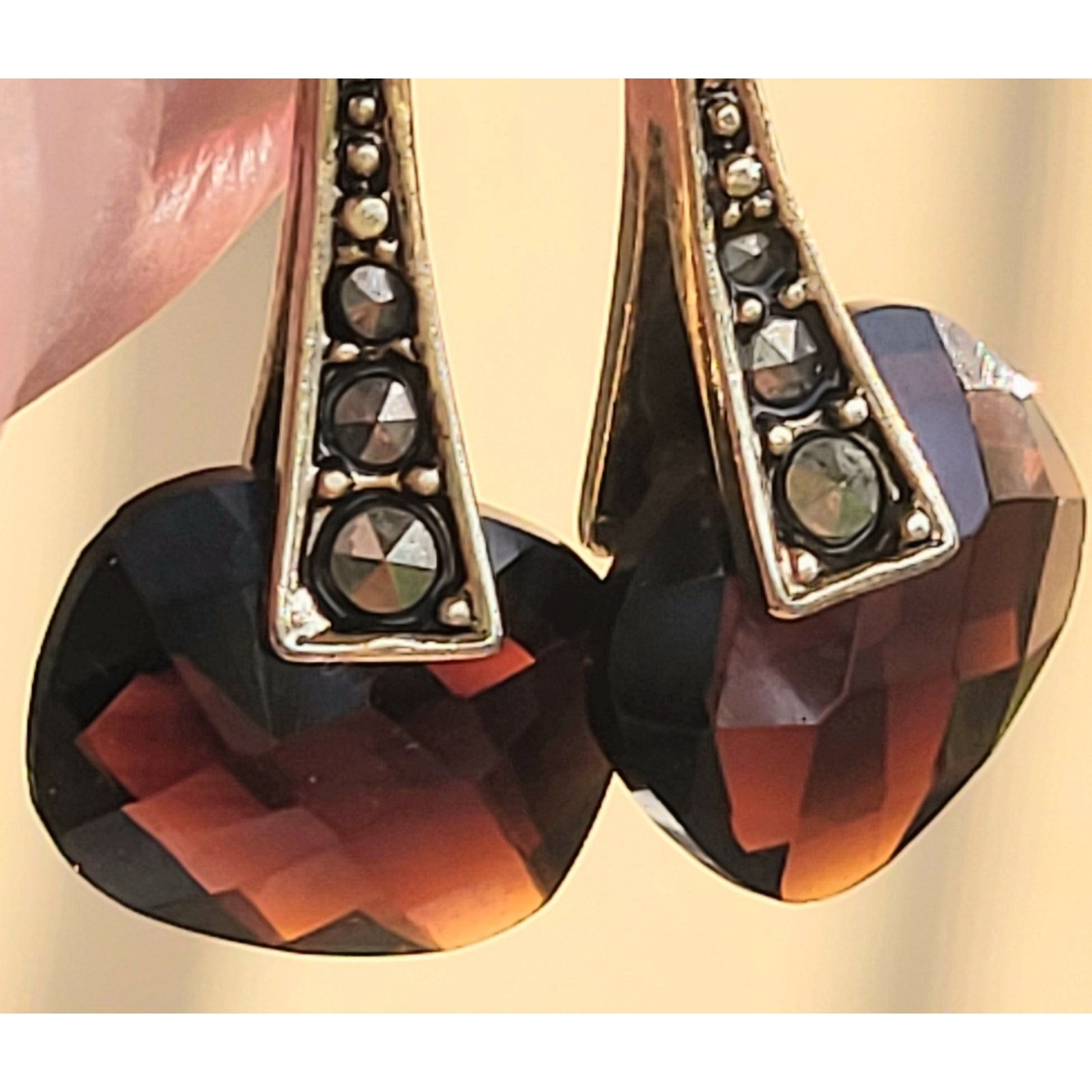 Monet 2 Pairs VTG Monet Gold Earrings Pierced Signed Size ONE SIZE - 7 Thumbnail