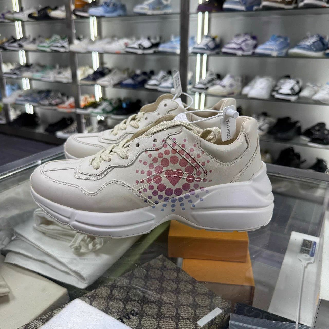 Gucci GUCCI Dad Sneakers New in Box UK7.5 Size US 10 / IT 40 - 2 Thumbnail