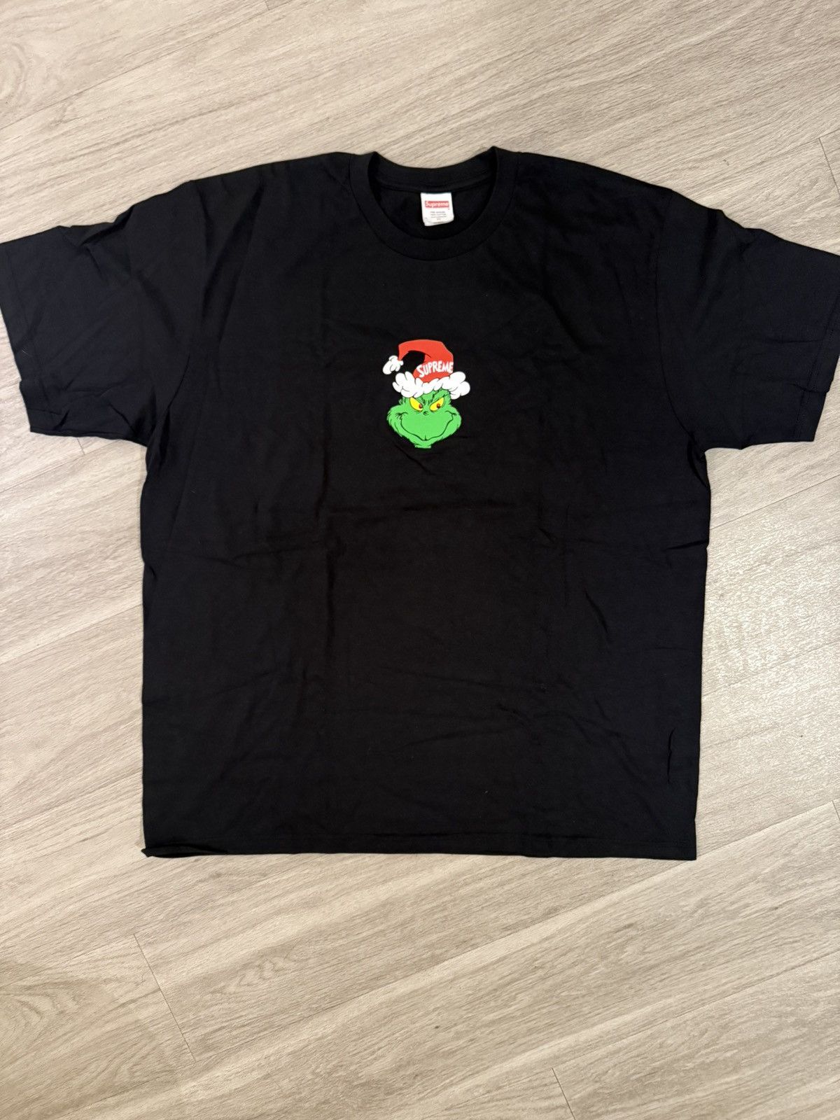 Supreme Supreme Grinch Tee Size US XL / EU 56 / 4 - 1 Thumbnail