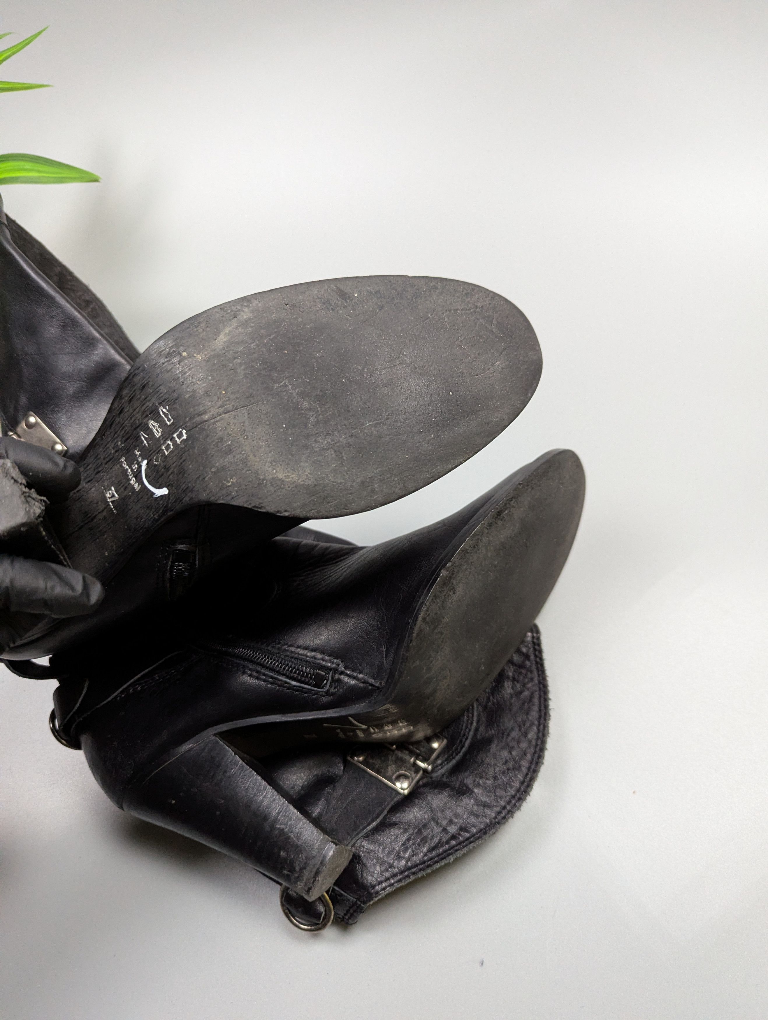 Vintage Vintage Black Leather Tall Boots Women’s EU 37 US 6.5 Size US 7 / IT 37 - 14 Thumbnail