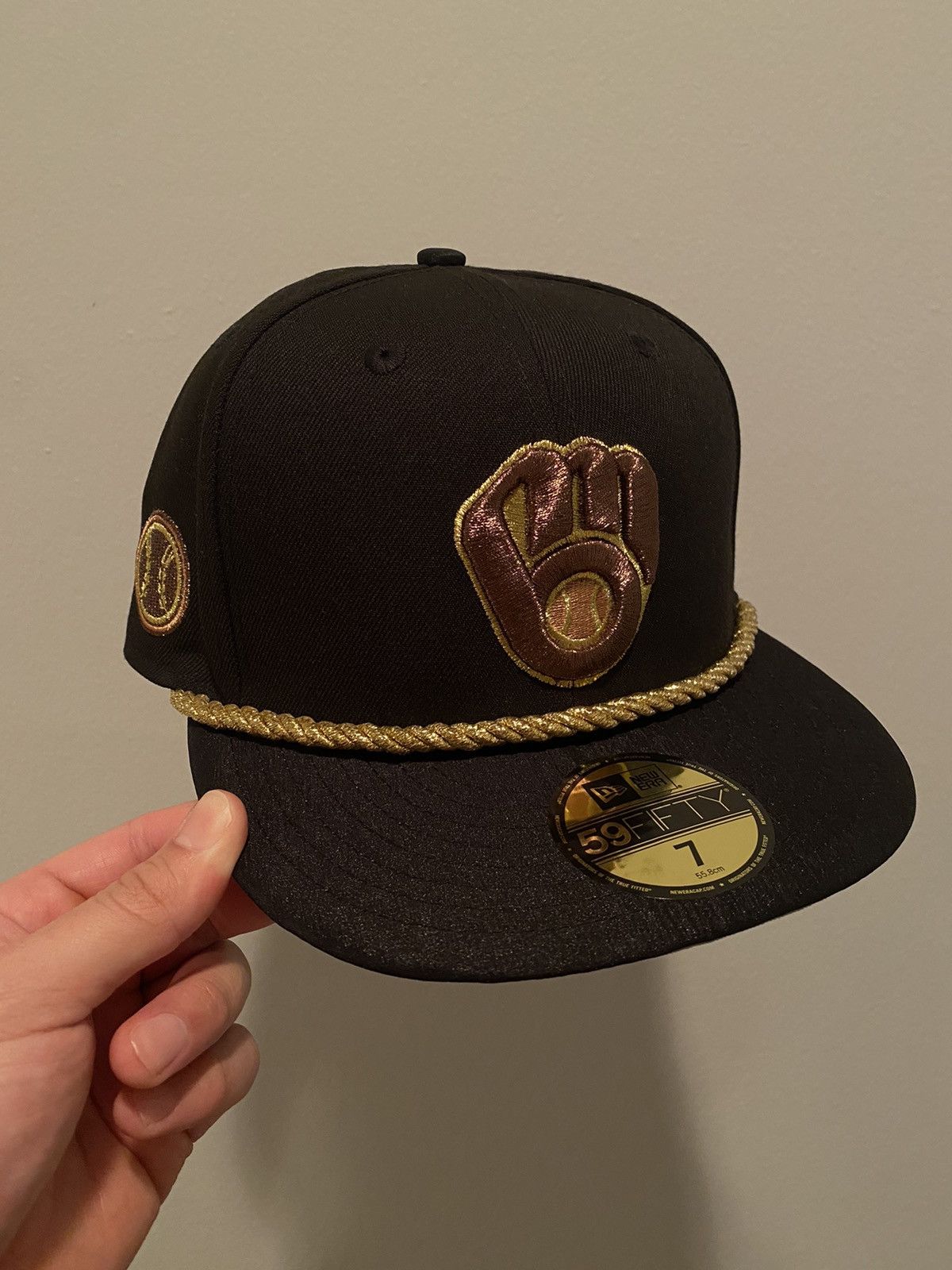image of Myfitteds x New Era Milwaukee Brewers Jojo's Bizarre Adventure "jotaro's Hat" in Black, Men's